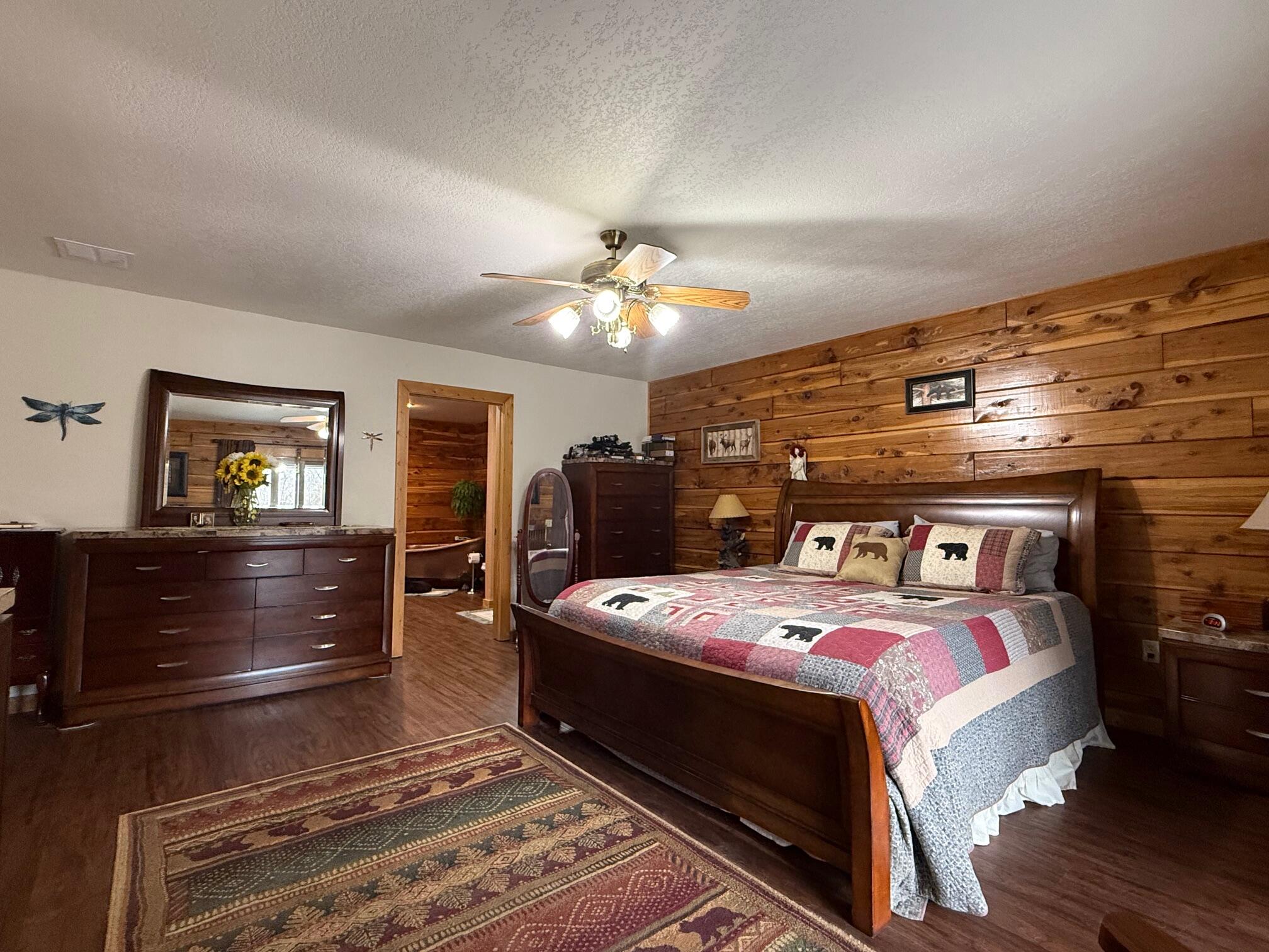 Norwood, Missouri, 65717, United States, 3 Bedrooms Bedrooms, ,3 BathroomsBathrooms,Residential,For Sale,2006315