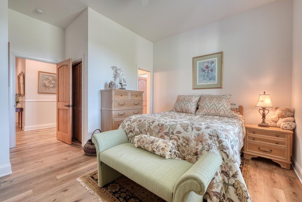 Hayesville, North Carolina, 29804, United States, 3 Bedrooms Bedrooms, ,3 BathroomsBathrooms,Residential,For Sale,1983718