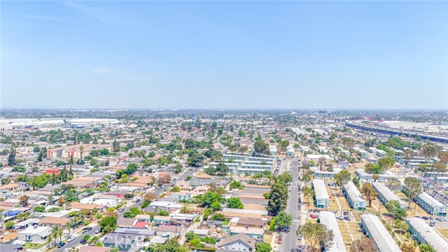 Los Angeles, California, 90059, United States, 2 Bedrooms Bedrooms, ,1 BathroomBathrooms,Residential,For Sale,1942997