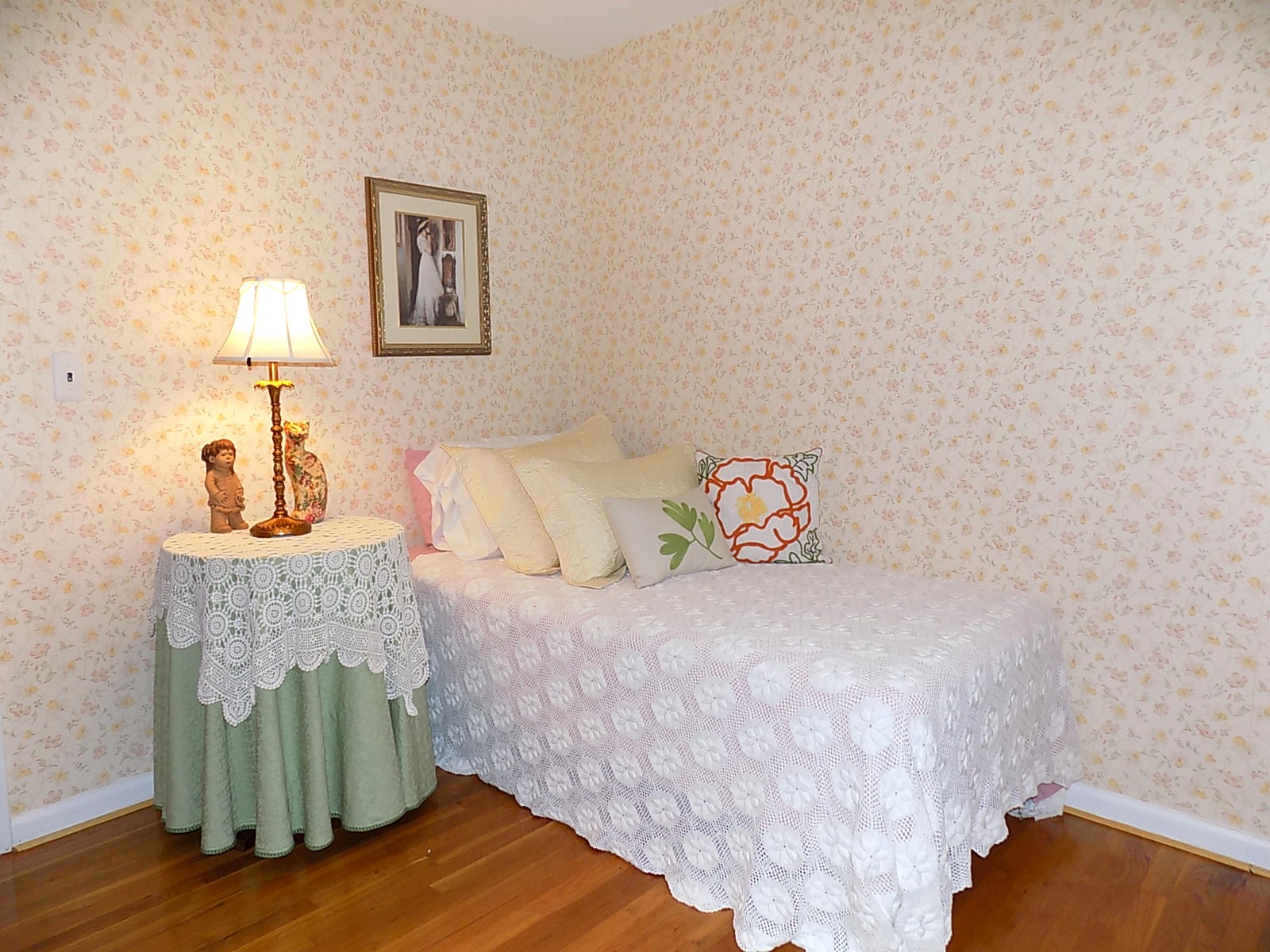 Pompton Plains, New Jersey, 07444, United States, 3 Bedrooms Bedrooms, ,2 BathroomsBathrooms,Residential,For Sale,1937203