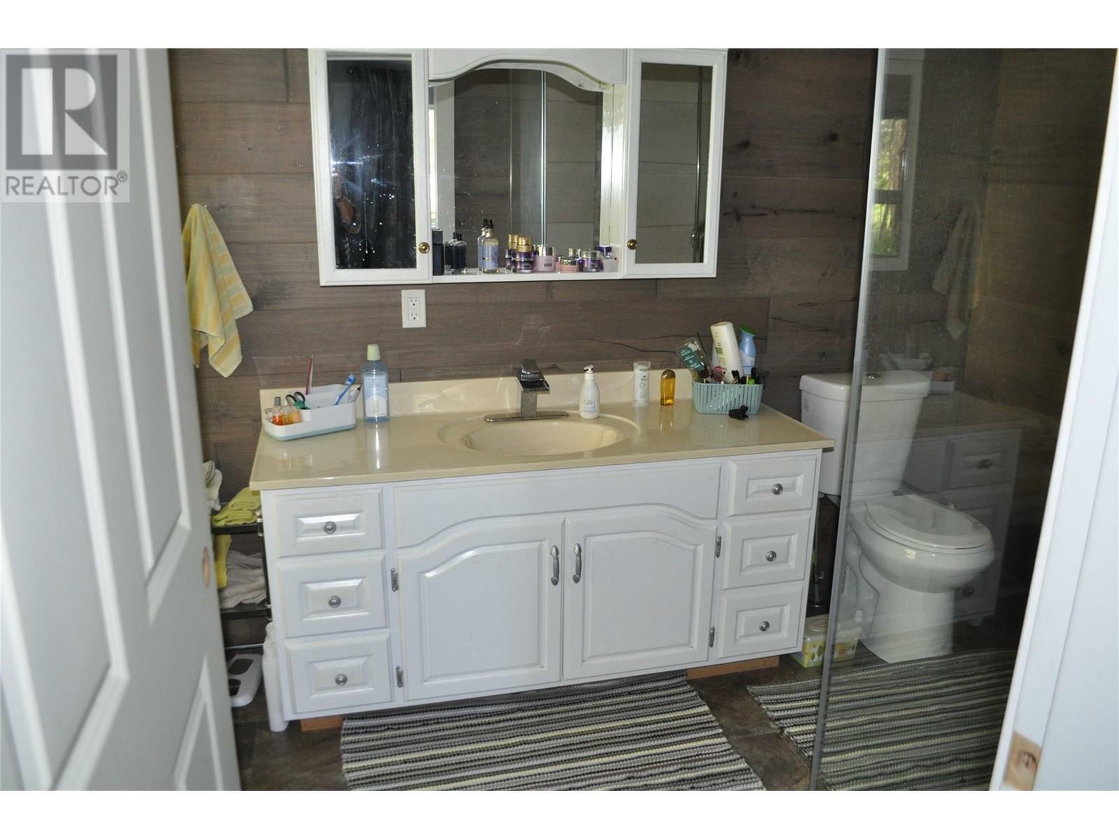 CHERRYVILLE, British Columbia, V0E 2G1, CA, 2 Bedrooms Bedrooms, ,2 BathroomsBathrooms,Residential,For Sale,1837414