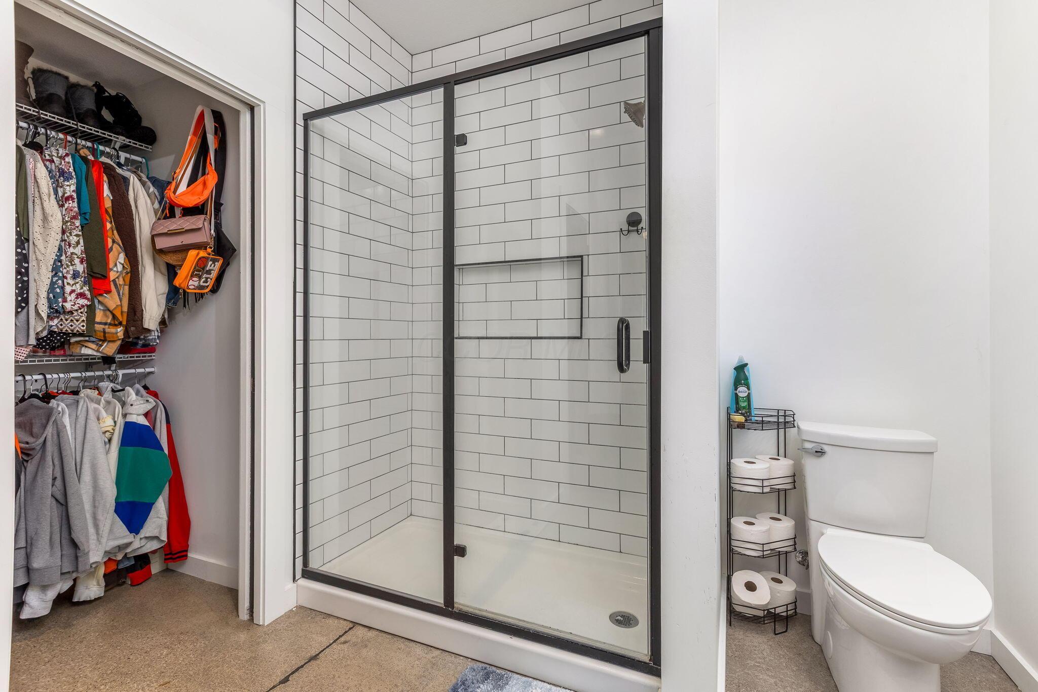 Buckeye Lake, Ohio, 43008, United States, 3 Bedrooms Bedrooms, ,3 BathroomsBathrooms,Residential,For Sale,1975089