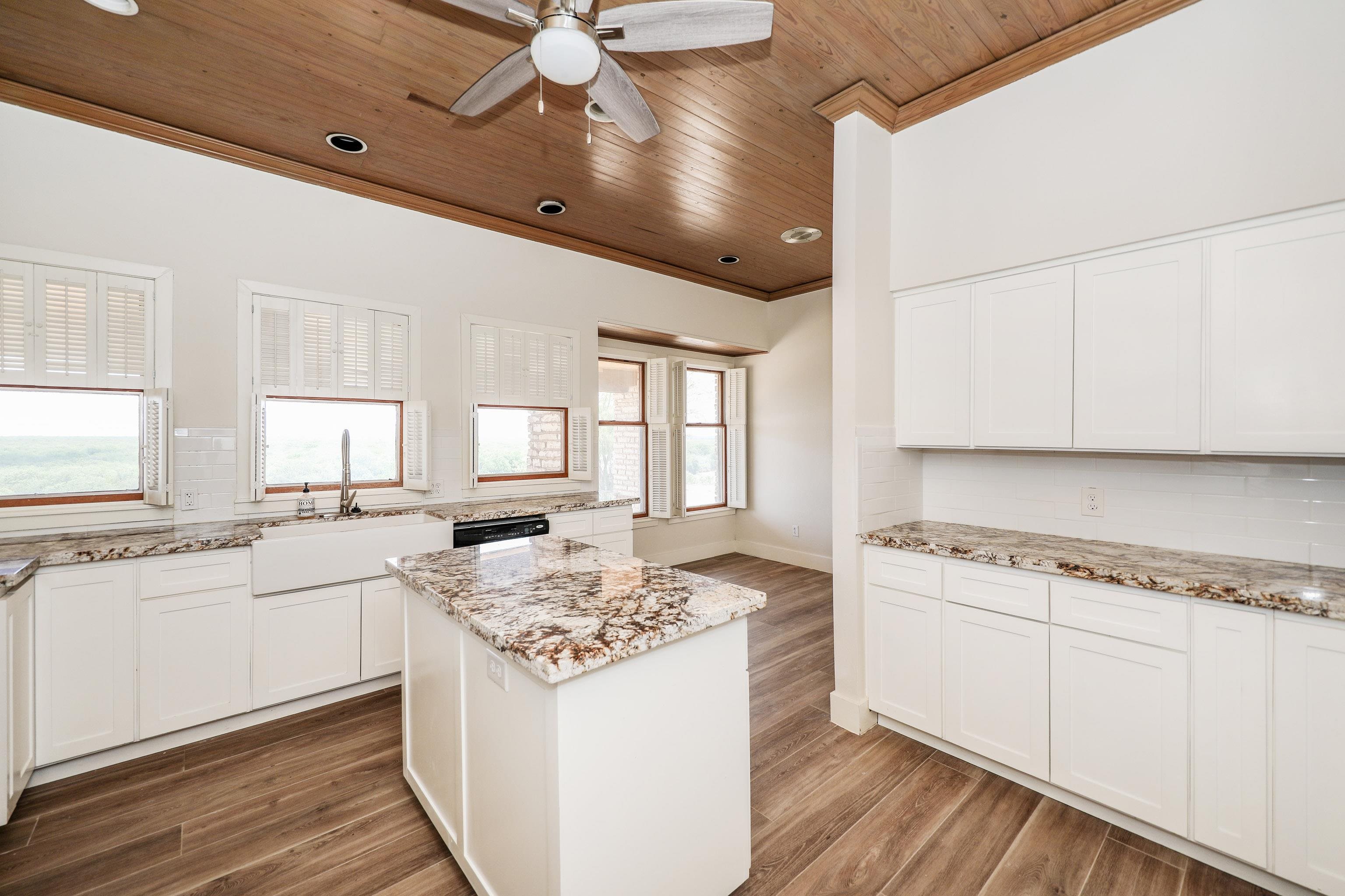 LAREDO, Texas, 78040, United States, 3 Bedrooms Bedrooms, ,3 BathroomsBathrooms,Residential,For Sale,1868916