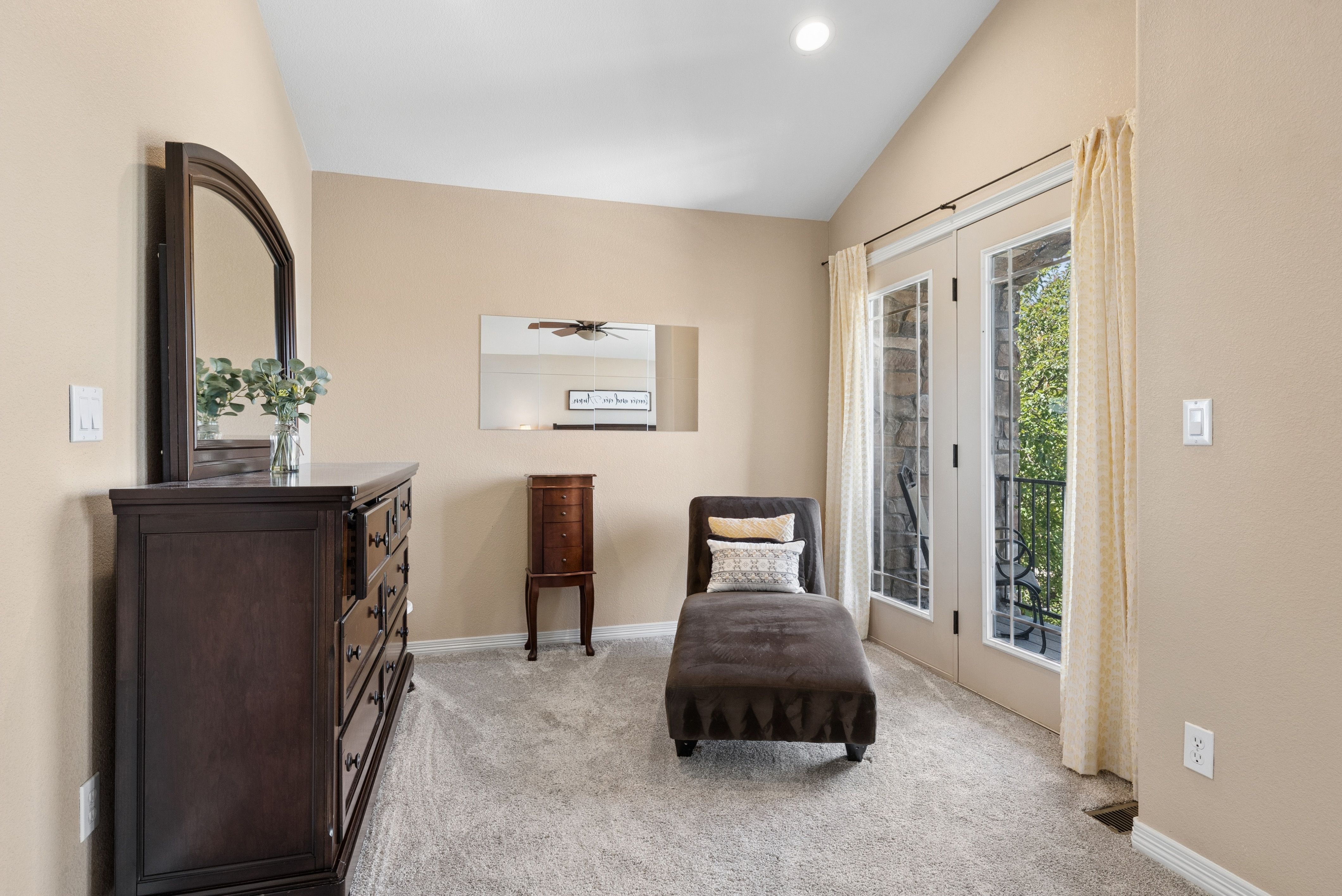  Luxury Living In Tallyn
