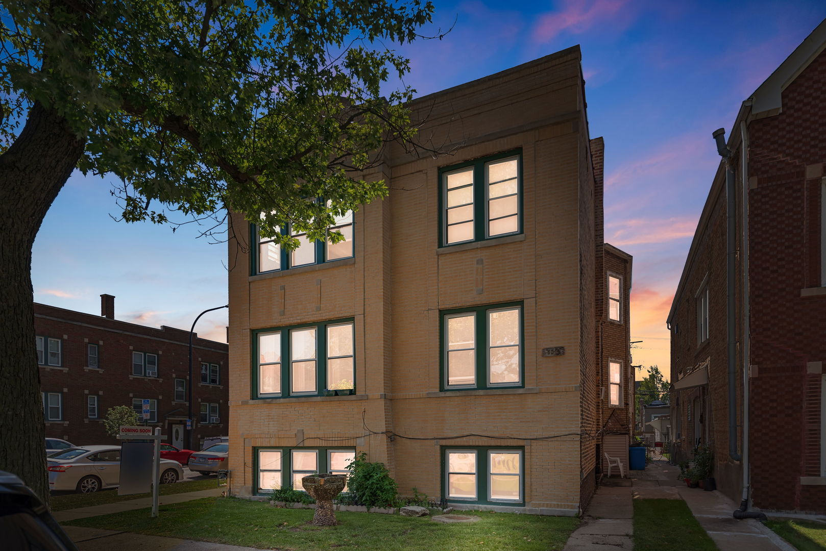 Cicero, Illinois, 60804, United States, 8 Bedrooms Bedrooms, ,Residential,For Sale,1918586