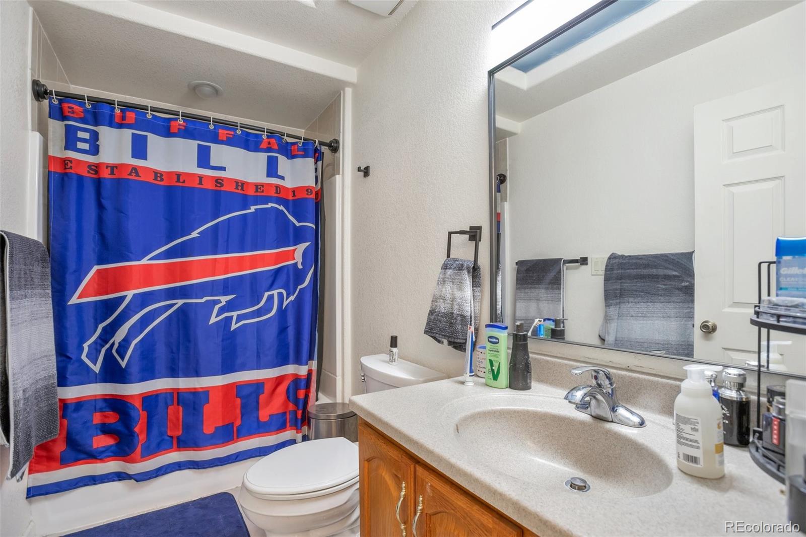 Golden, Colorado, 80401, United States, 2 Bedrooms Bedrooms, ,1 BathroomBathrooms,Residential,For Sale,1866124