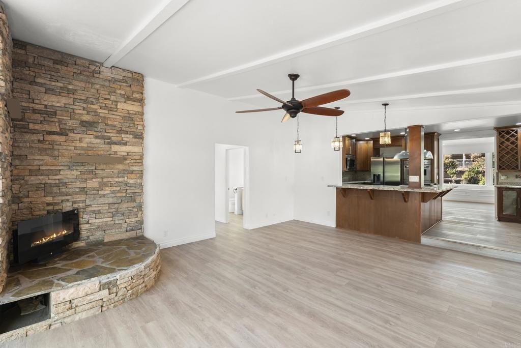 El Cajon, California, 92021, United States, 3 Bedrooms Bedrooms, ,3 BathroomsBathrooms,Residential,For Sale,1876199