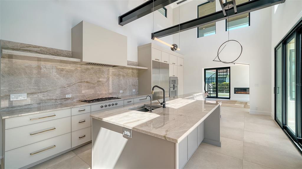 Longboat Key, Florida, 34228, United States, 4 Bedrooms Bedrooms, ,4 BathroomsBathrooms,Residential,For Sale,1751761