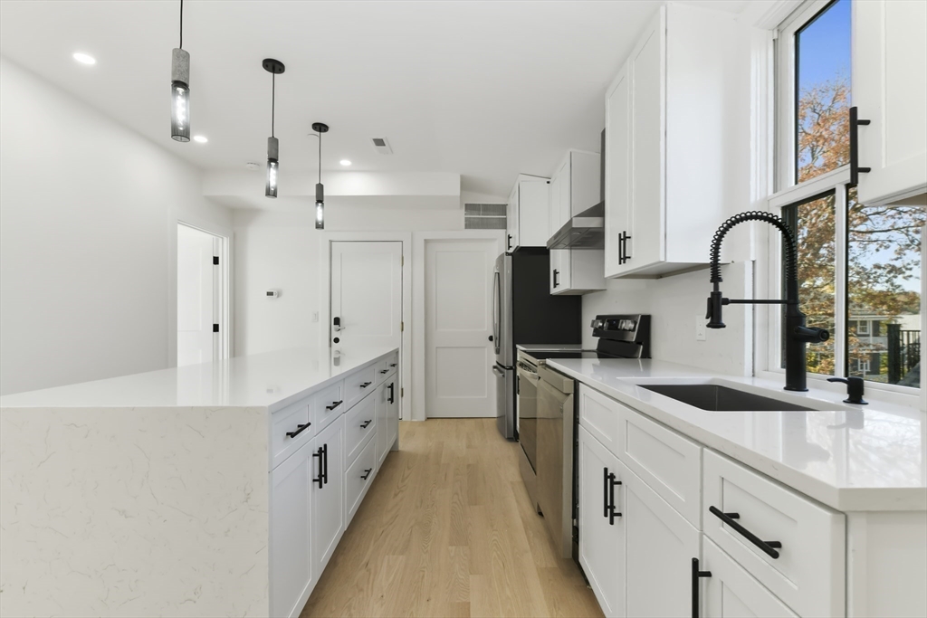 Boston, Massachusetts, 02130, United States, 2 Bedrooms Bedrooms, ,2 BathroomsBathrooms,Residential,For Sale,1941689