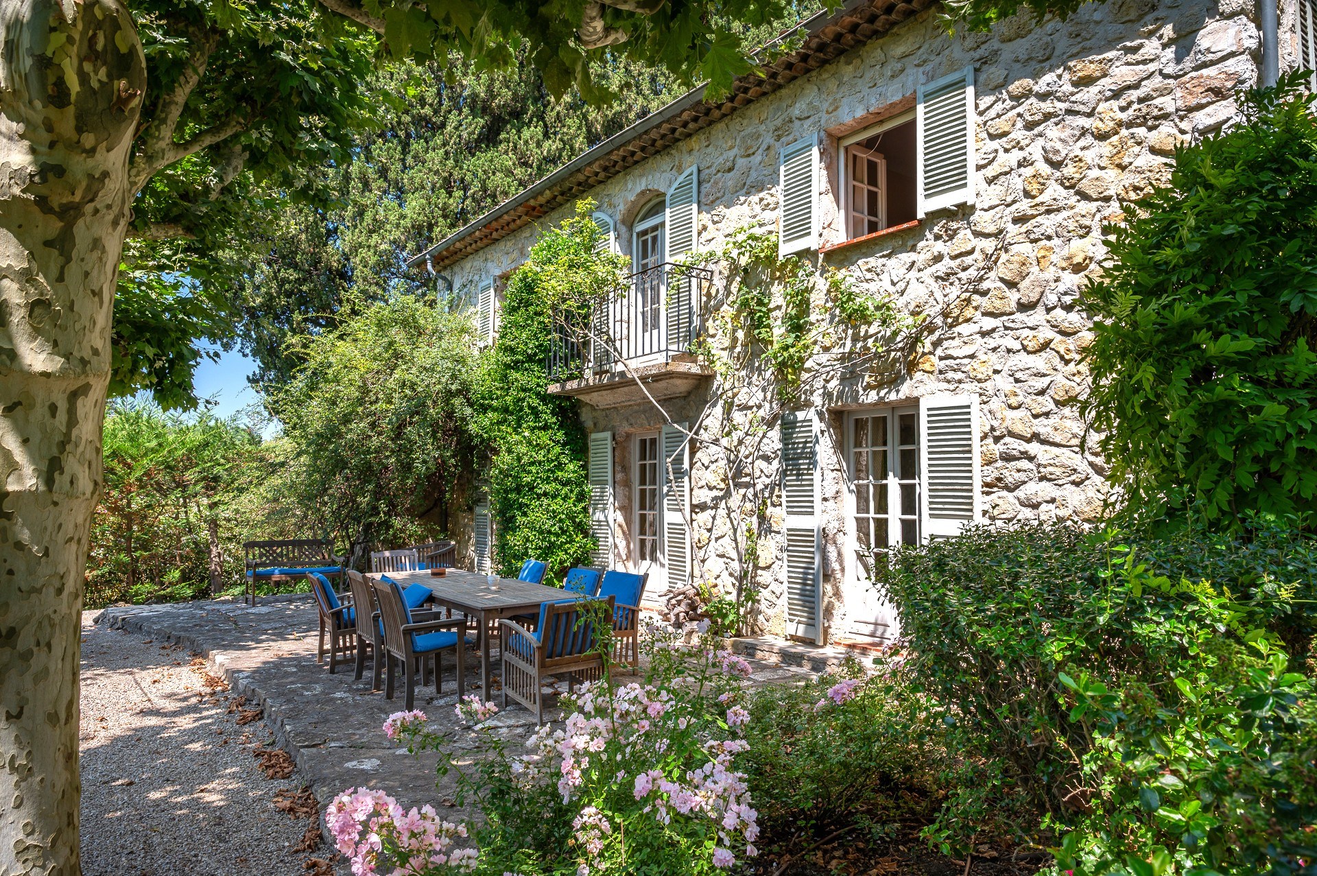  Châteauneuf-Grasse historic stone farmhouse estate with 3 hectares land, pool a… - 物件實景
