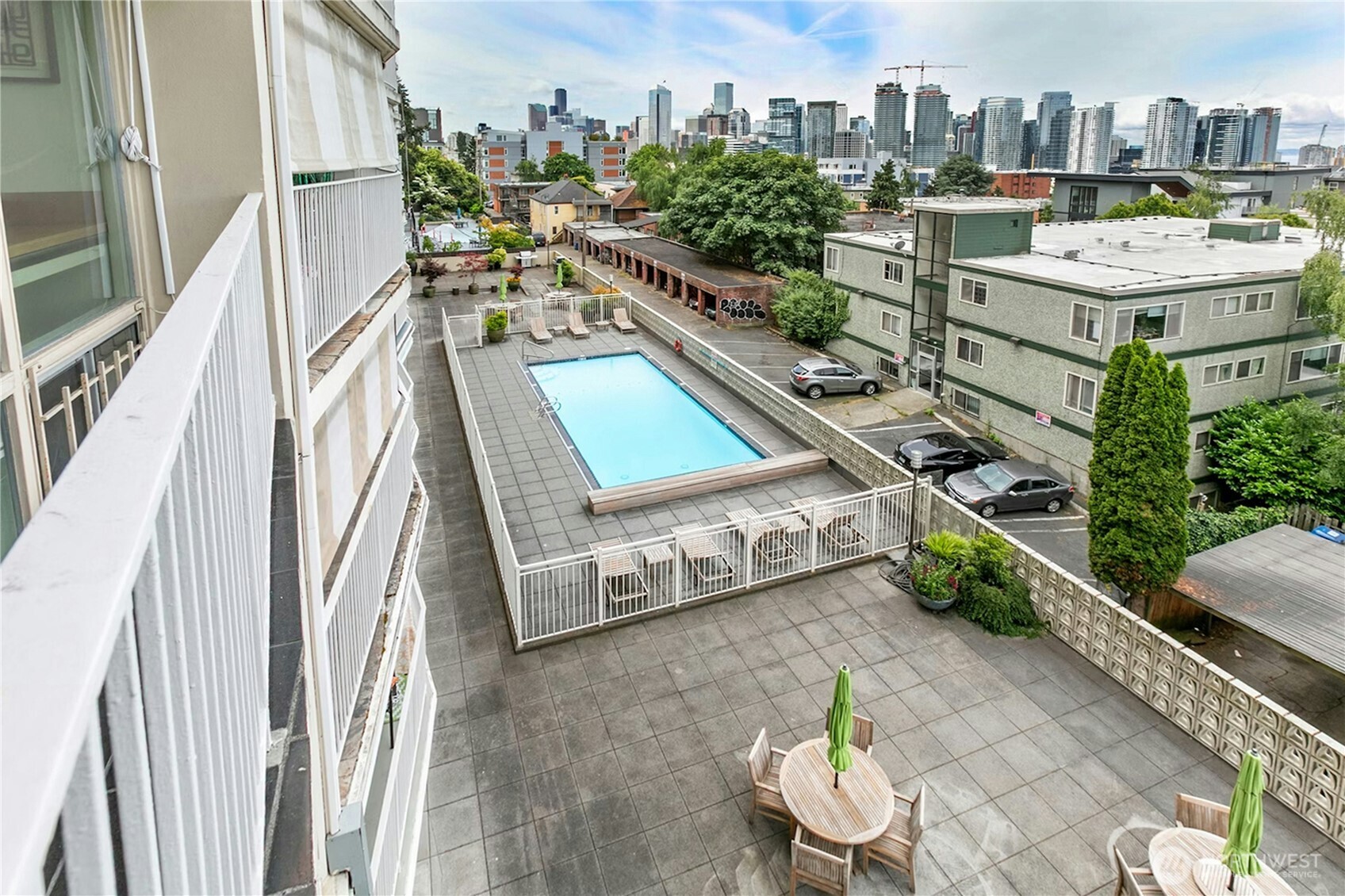 Seattle, Washington, 98102, United States, 2 Bedrooms Bedrooms, ,1 BathroomBathrooms,Residential,For Sale,1973111