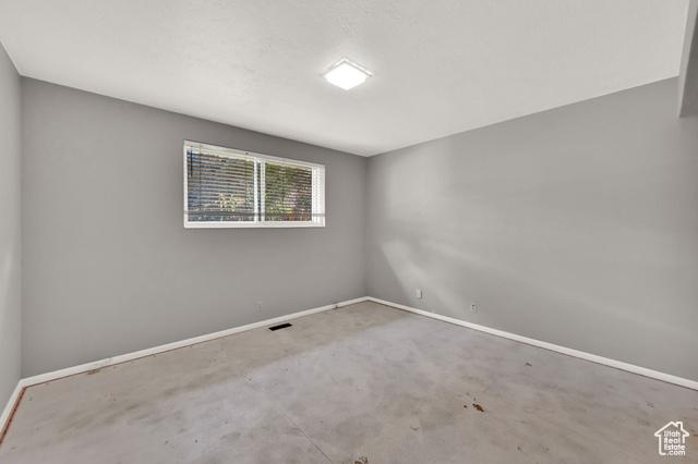 Sandy, Utah, 84093, United States, 4 Bedrooms Bedrooms, ,2 BathroomsBathrooms,Residential,For Sale,1983910