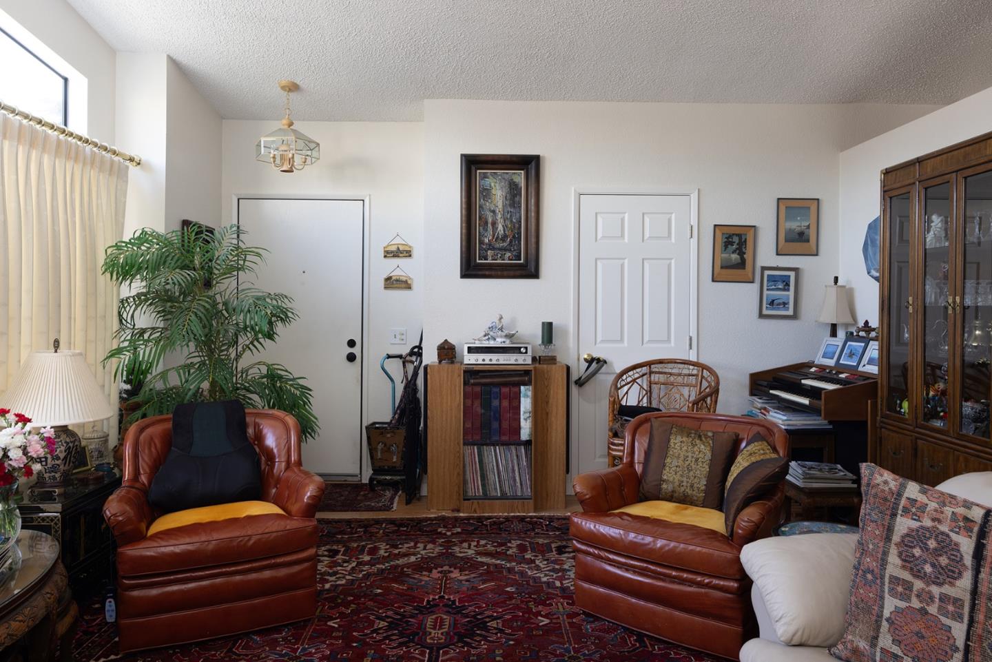 Pacific Grove, California, 93950, United States, 2 Bedrooms Bedrooms, ,2 BathroomsBathrooms,Residential,For Sale,1908415