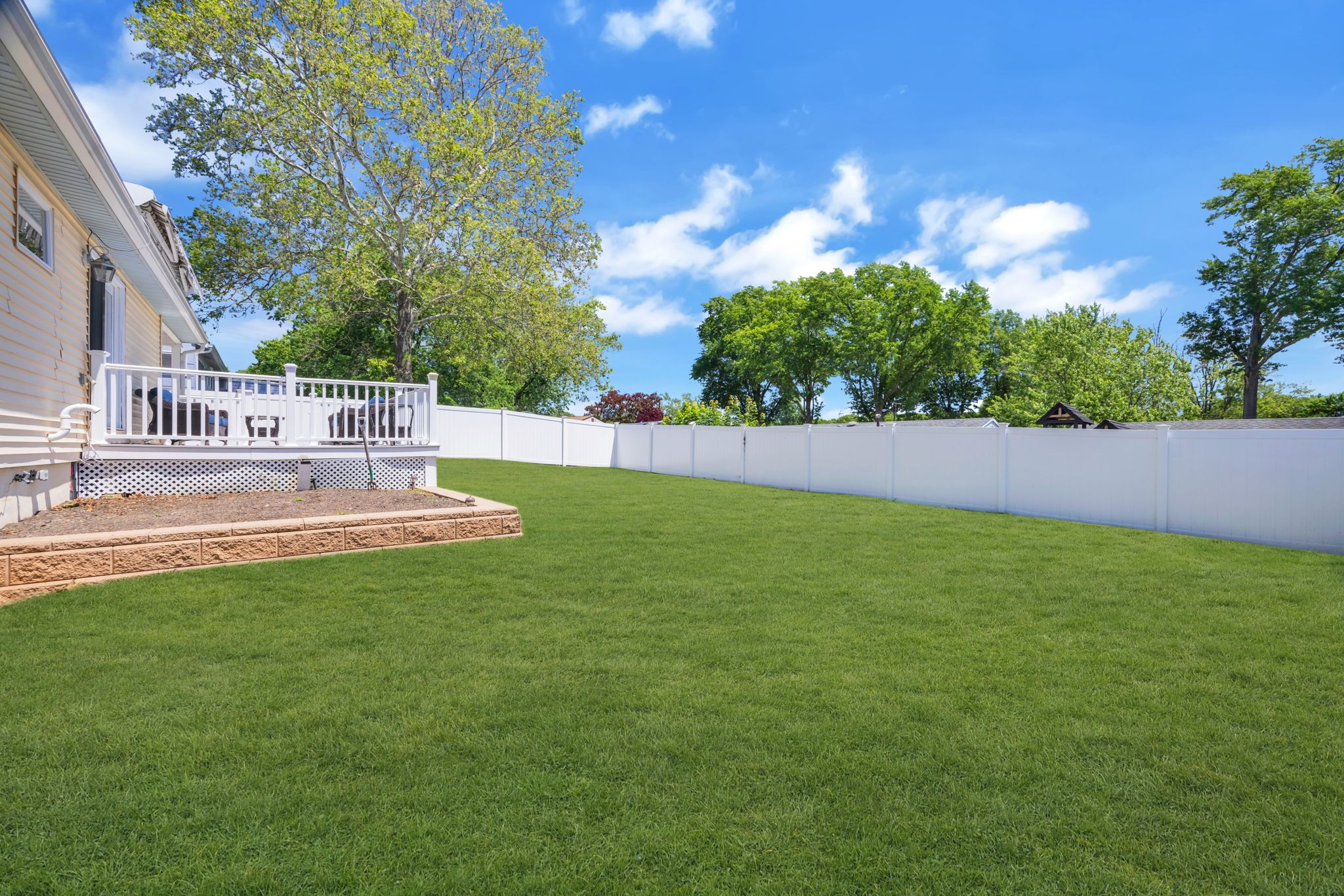  Highly Desirable Madison Park - 32 Bucknell Road, Parlin - 物件實景