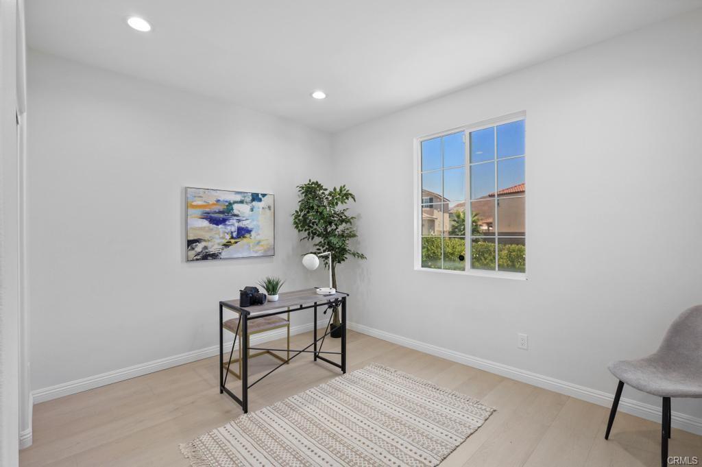 Lake Elsinore, California, 92530, United States, 4 Bedrooms Bedrooms, ,3 BathroomsBathrooms,Residential,For Sale,1942705