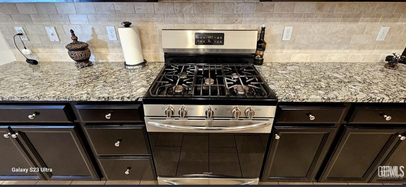 Shafter, California, 93263, United States, 5 Bedrooms Bedrooms, ,4 BathroomsBathrooms,Residential,For Sale,2006305