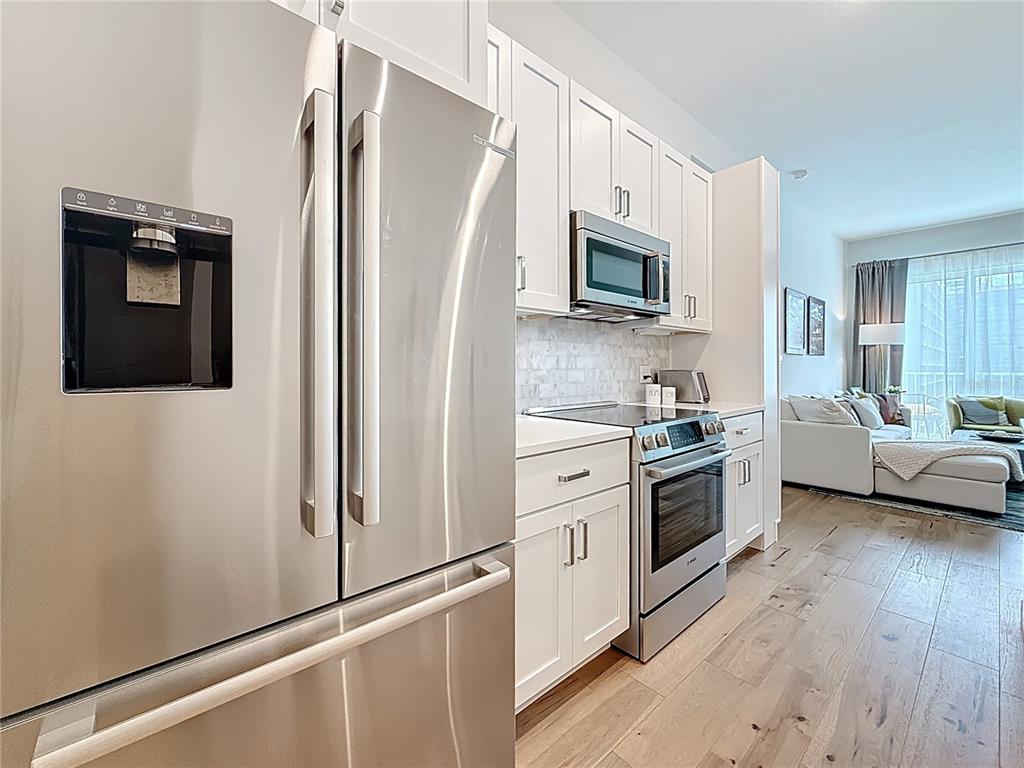 St Petersburg, Florida, 33701, United States, 2 Bedrooms Bedrooms, ,2 BathroomsBathrooms,Residential,For Sale,1889931