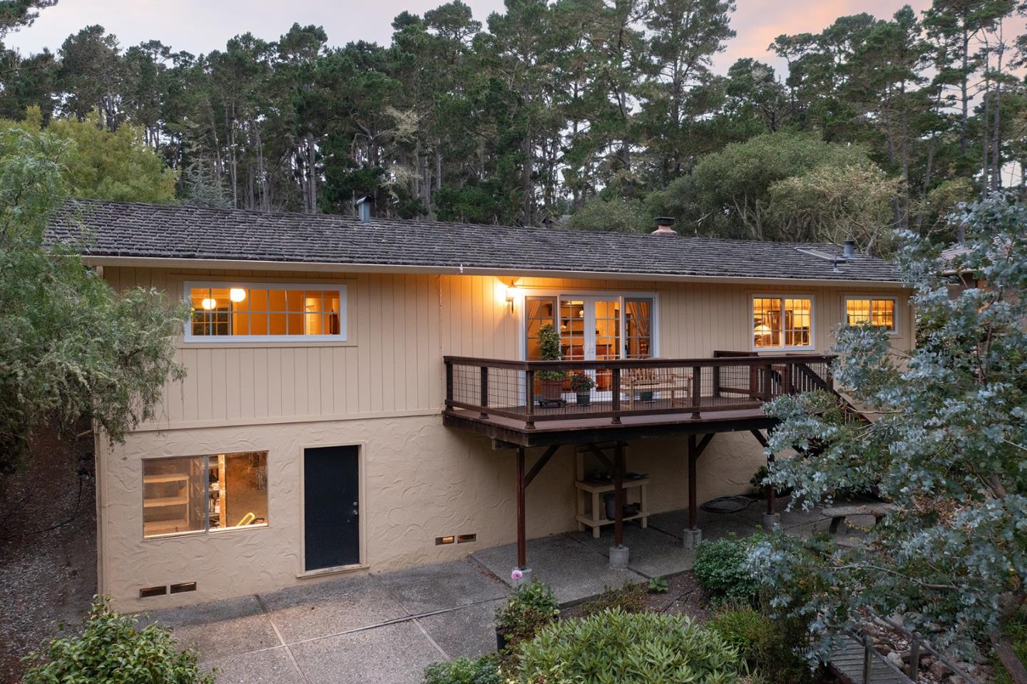 Monterey, California, 93940, United States, 3 Bedrooms Bedrooms, ,2 BathroomsBathrooms,Residential,For Sale,1837476