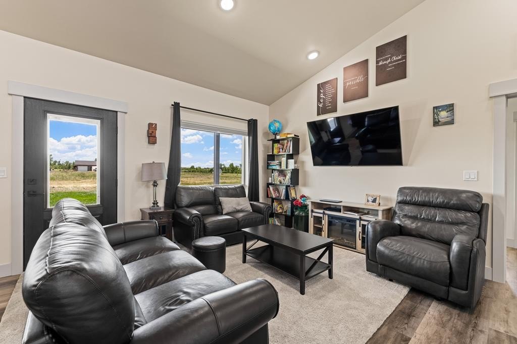 Council, Idaho, 83612, United States, 3 Bedrooms Bedrooms, ,3 BathroomsBathrooms,Residential,For Sale,1870471