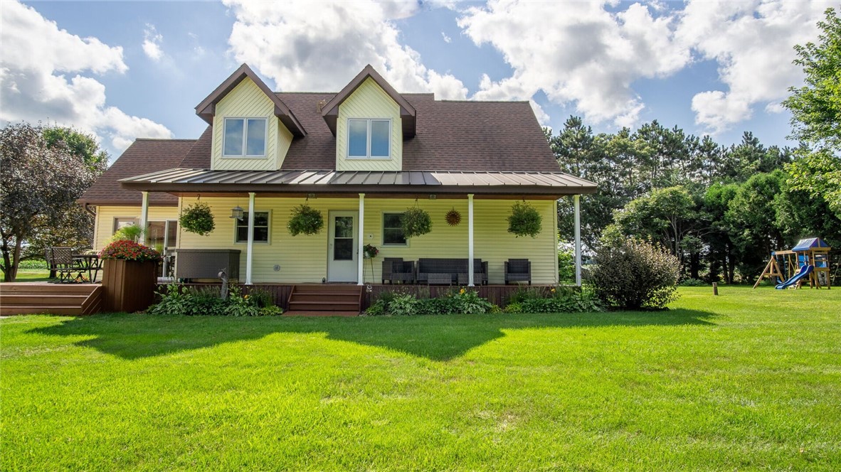 Bloomer, Wisconsin, 54724, United States, 4 Bedrooms Bedrooms, ,3 BathroomsBathrooms,Residential,For Sale,1983863