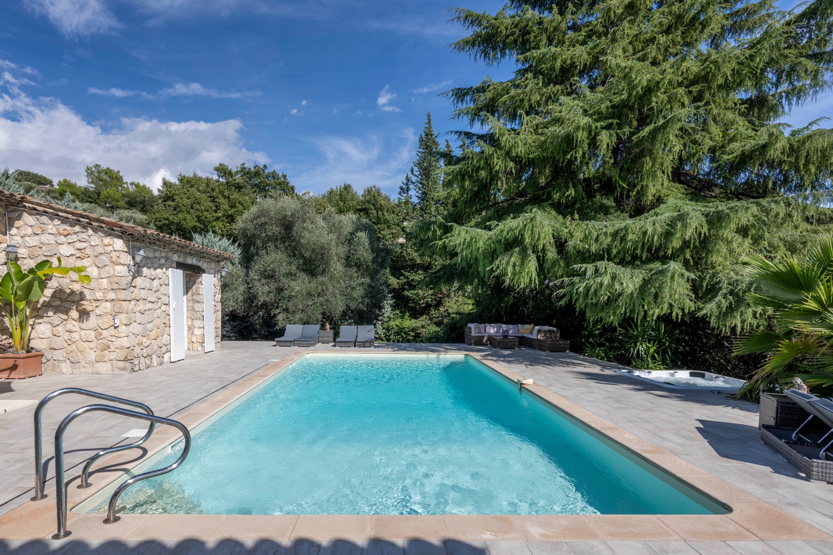  Renovated provençal bastide with panoramic views in Peymeinade - 物件實景