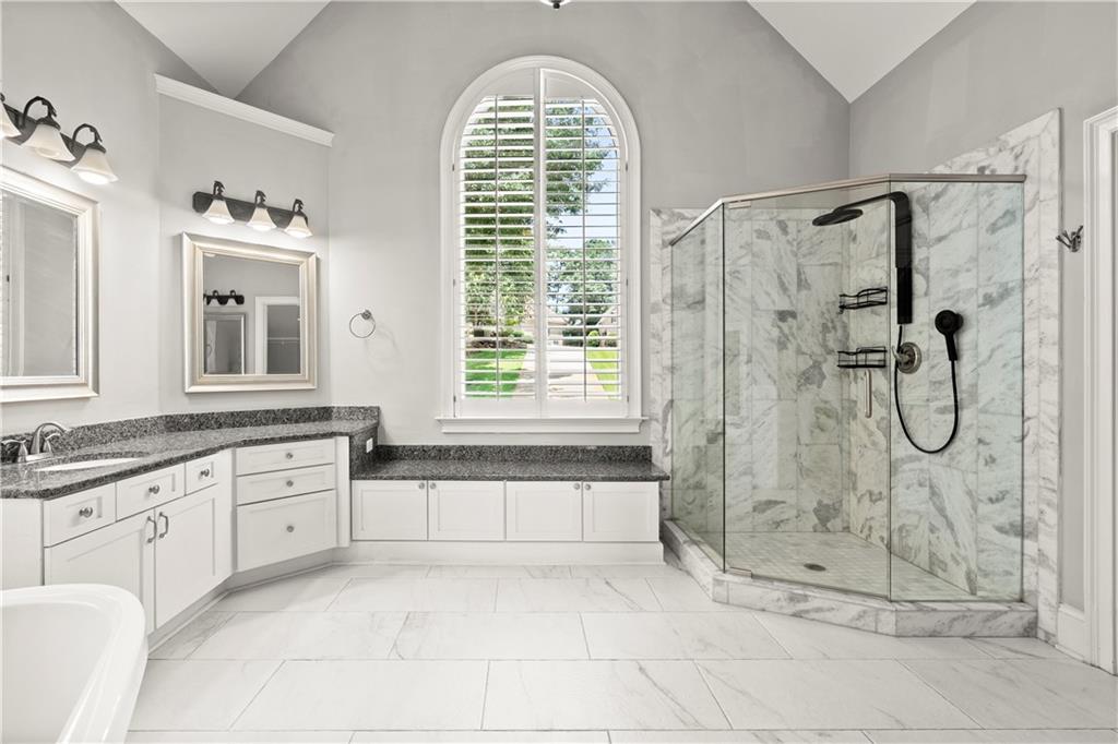 Mcdonough, Georgia, 30253, United States, 6 Bedrooms Bedrooms, ,5 BathroomsBathrooms,Residential,For Sale,1930134
