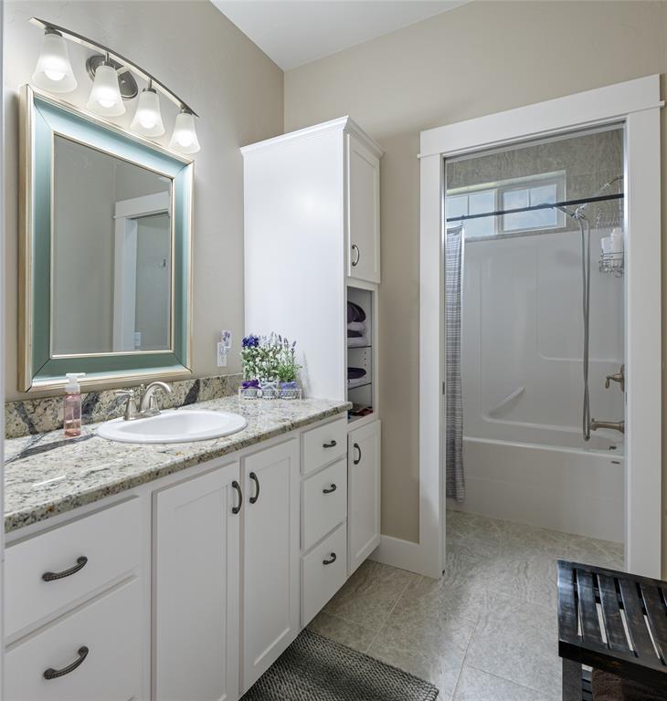 Kalispell, Montana, 59901, United States, 4 Bedrooms Bedrooms, ,3 BathroomsBathrooms,Residential,For Sale,1936978