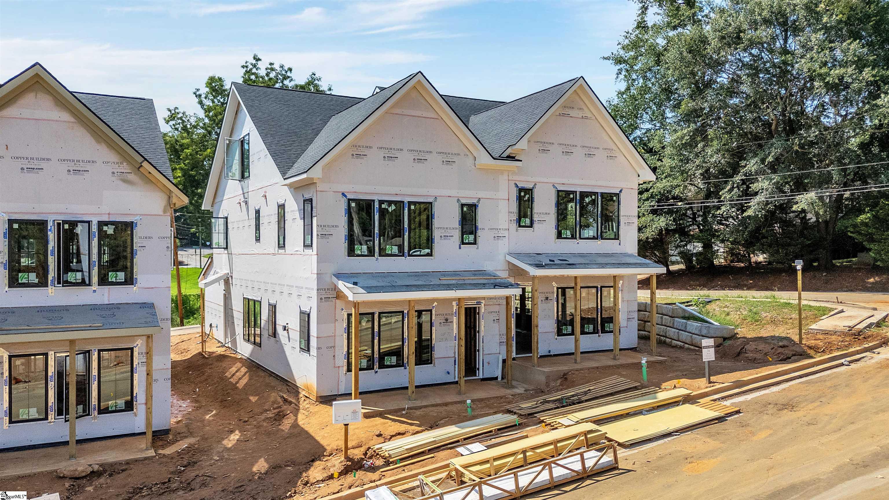 Greenville, South Carolina, 29609, United States, 4 Bedrooms Bedrooms, ,4 BathroomsBathrooms,Residential,For Sale,1867140
