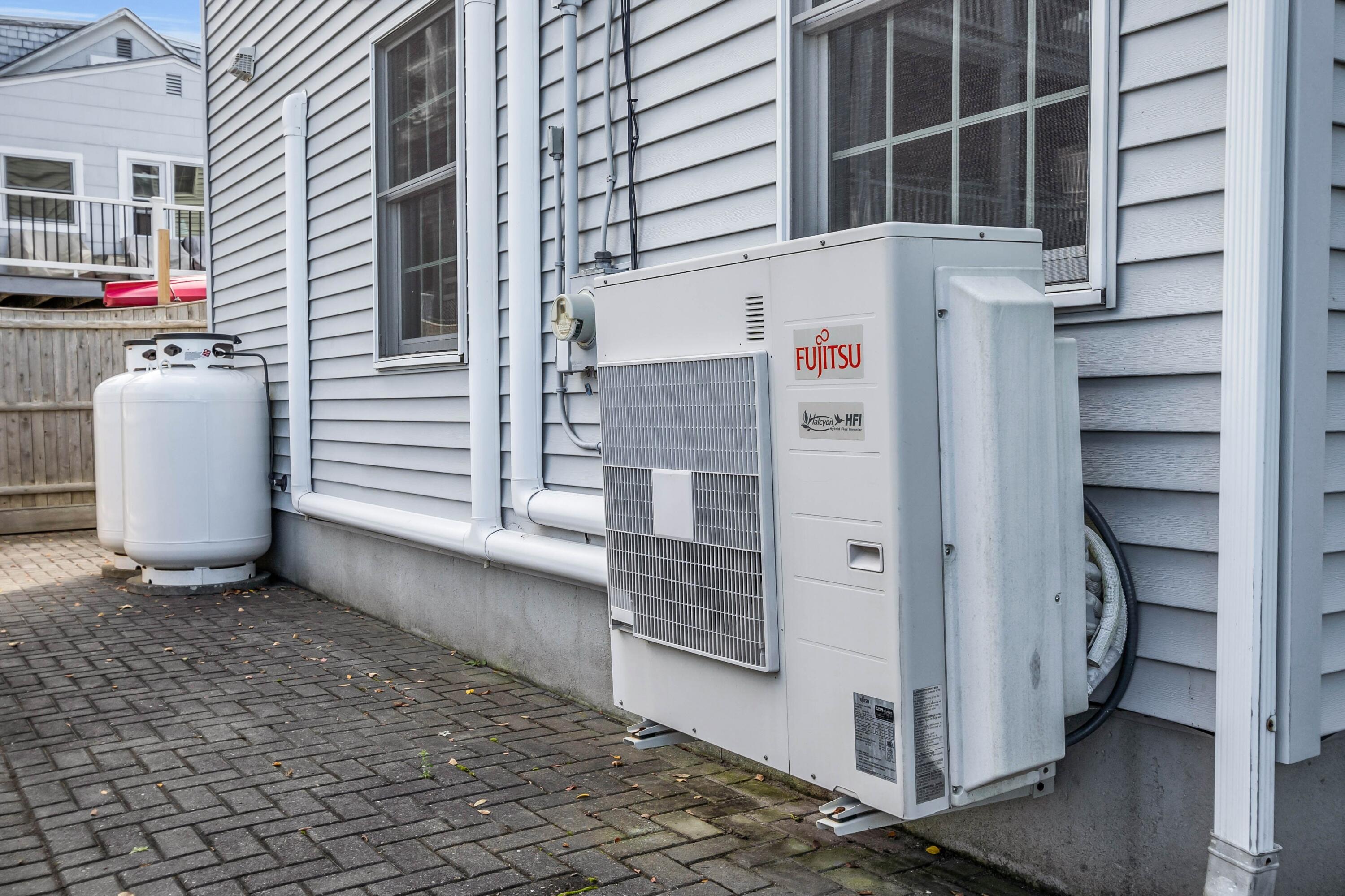 Wells, Maine, 04090, United States, 3 Bedrooms Bedrooms, ,2 BathroomsBathrooms,Residential,For Sale,1992040