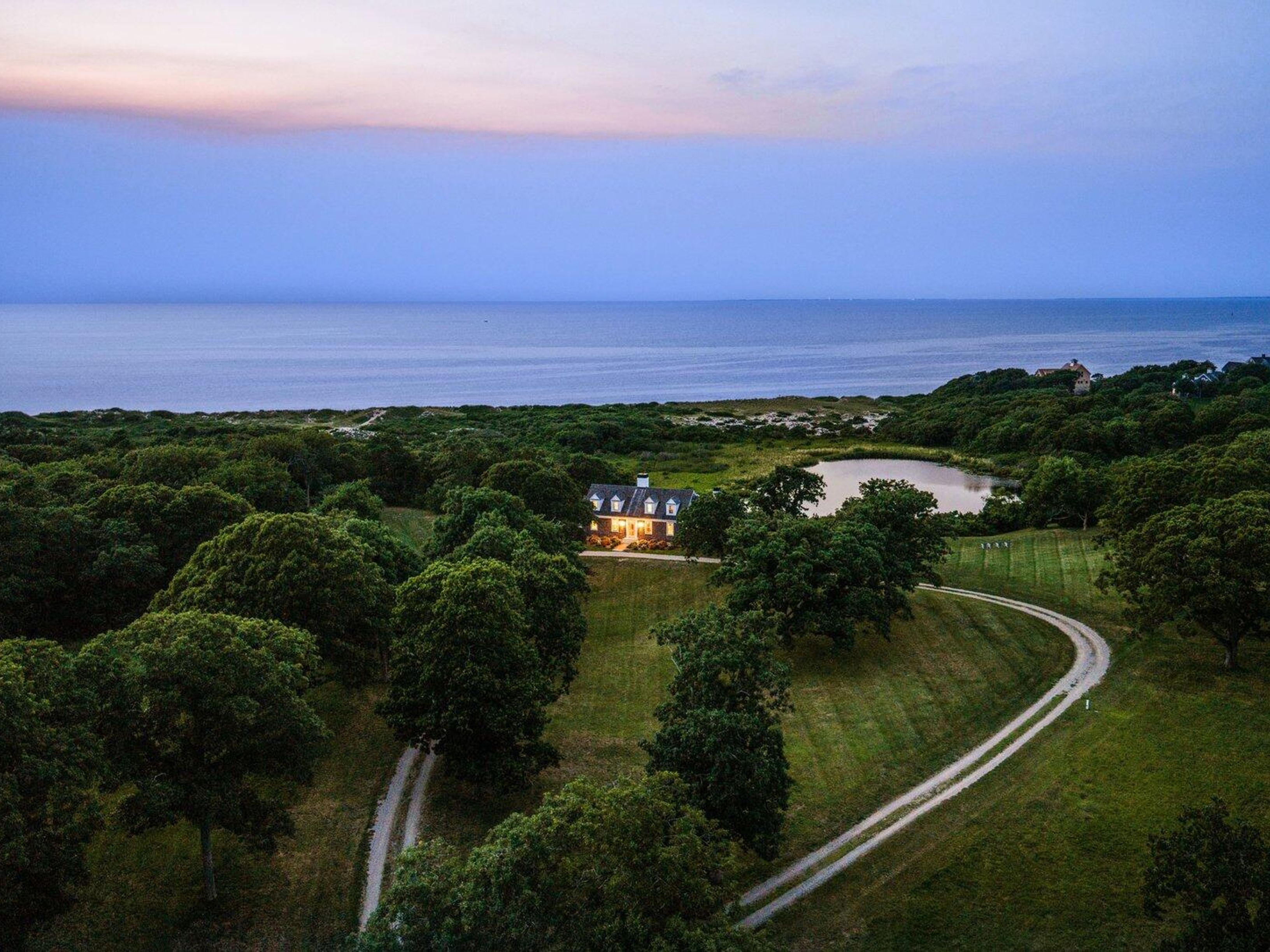  102 Sesuit Neck Road, East Dennis, MA, 02641 - 物件實景