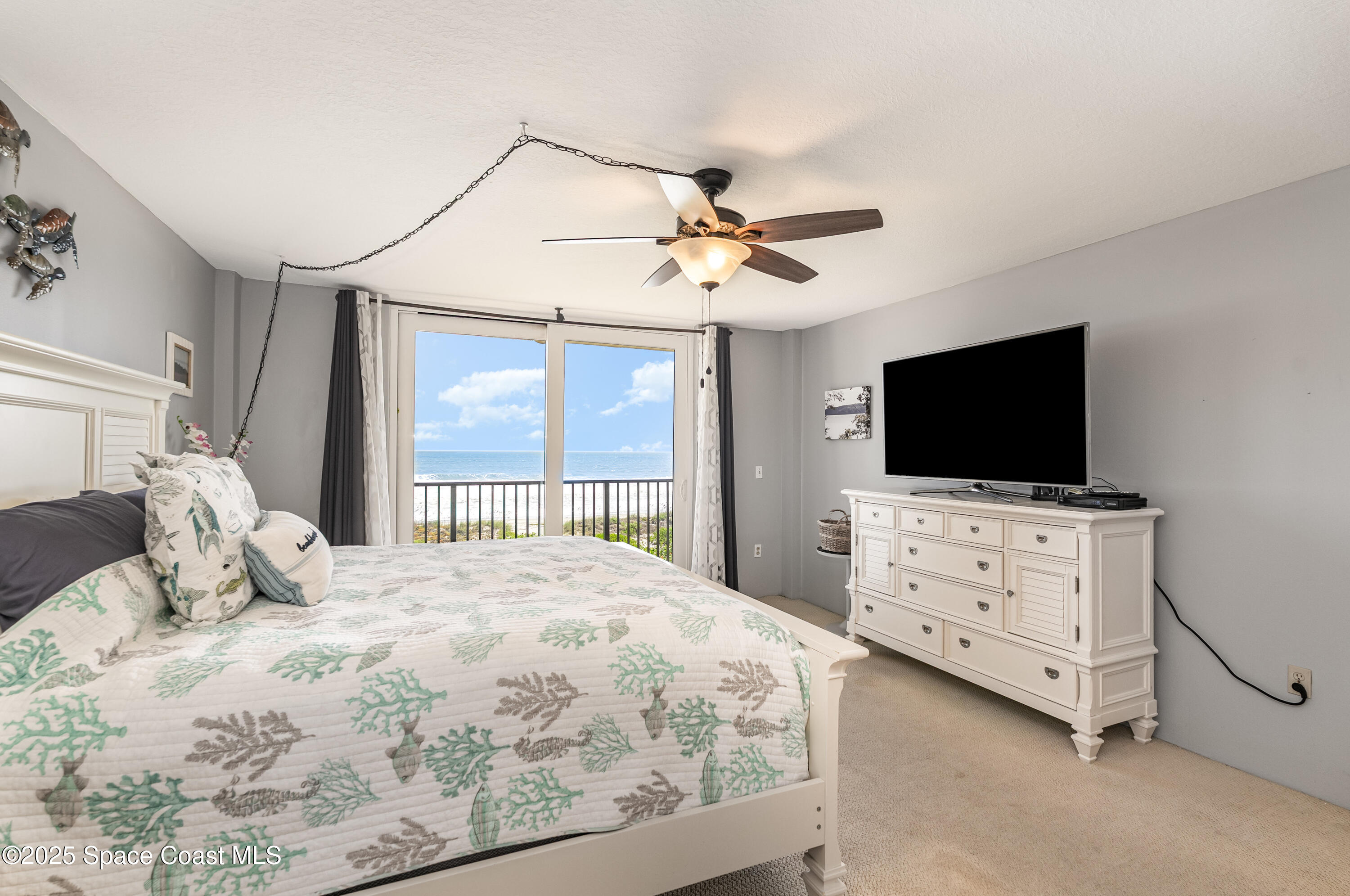 Cocoa Beach, Florida, 32931, United States, 2 Bedrooms Bedrooms, ,2 BathroomsBathrooms,Residential,For Sale,1979043