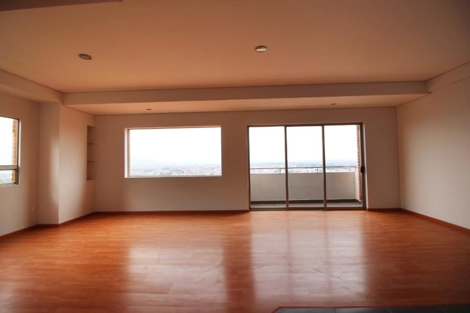 Residencial Bosques, Morelia, Michoacán de Ocampo, 58099, Mexico, 3 Bedrooms Bedrooms, ,2 BathroomsBathrooms,Residential,For Sale,Residencial Bosques,1442752