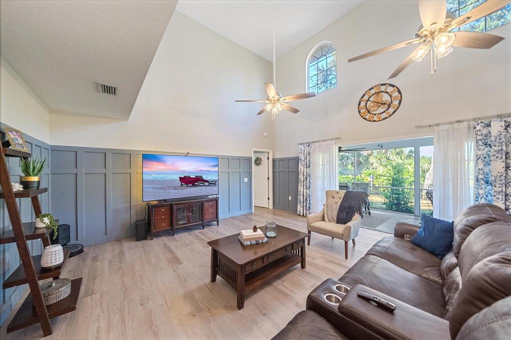 Bradenton, Florida, 34212, United States, 4 Bedrooms Bedrooms, ,3 BathroomsBathrooms,Residential,For Sale,1987592