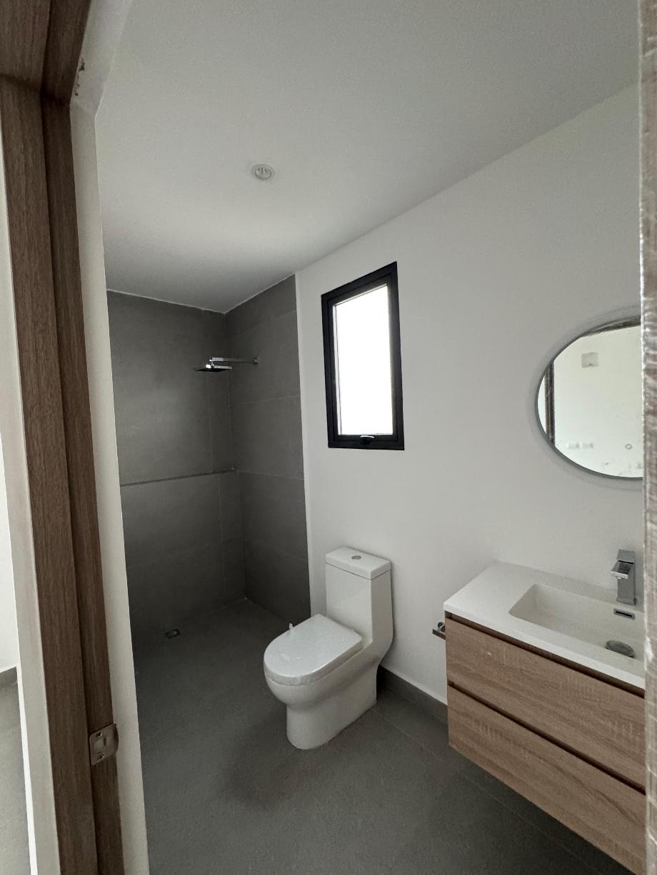 Monterrey, Nuevo León, 64370, Mexico, 3 Bedrooms Bedrooms, ,2 BathroomsBathrooms,Residential,For Sale,1847456