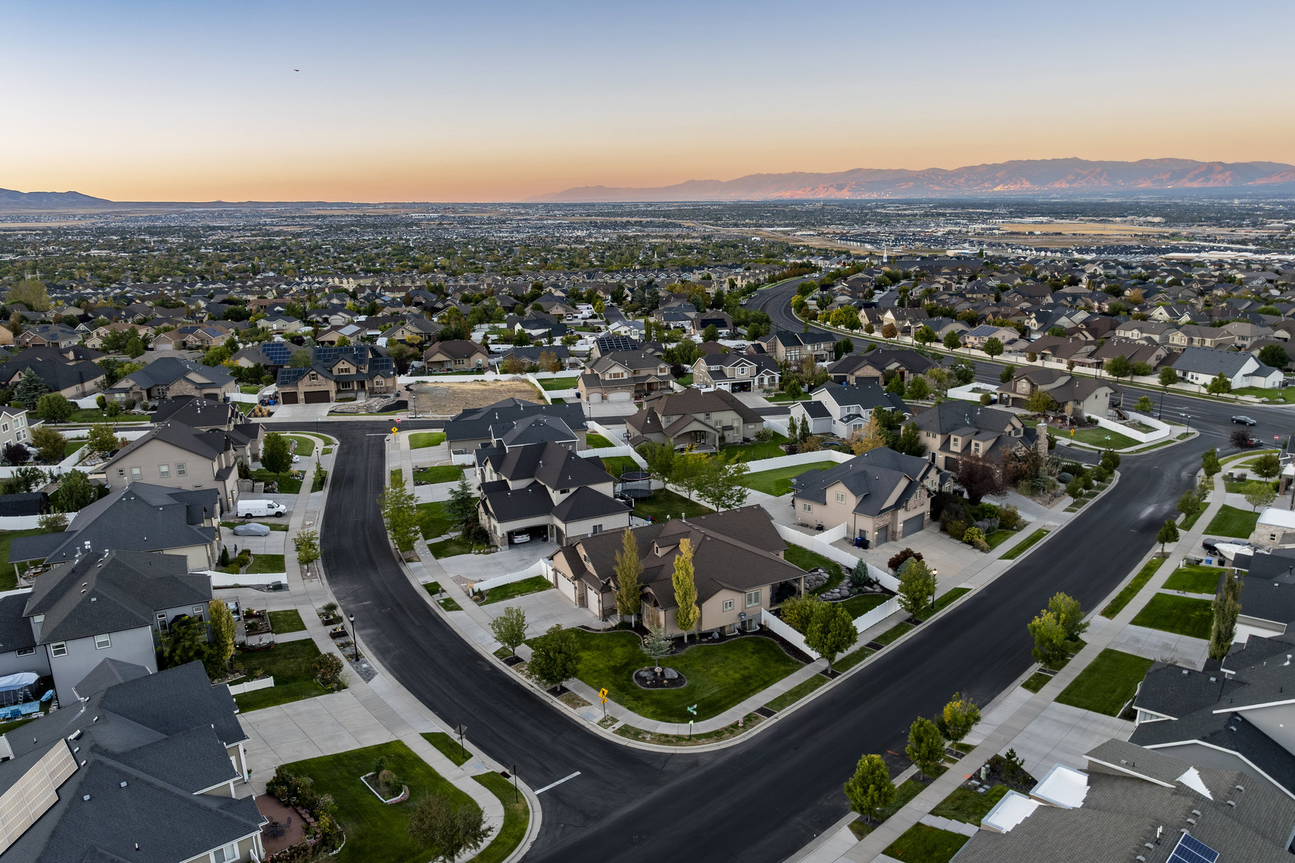  Rosecrest Beauty  Corner Lot + Quality Craftsmanship + Breathtaking Views - 物件實景