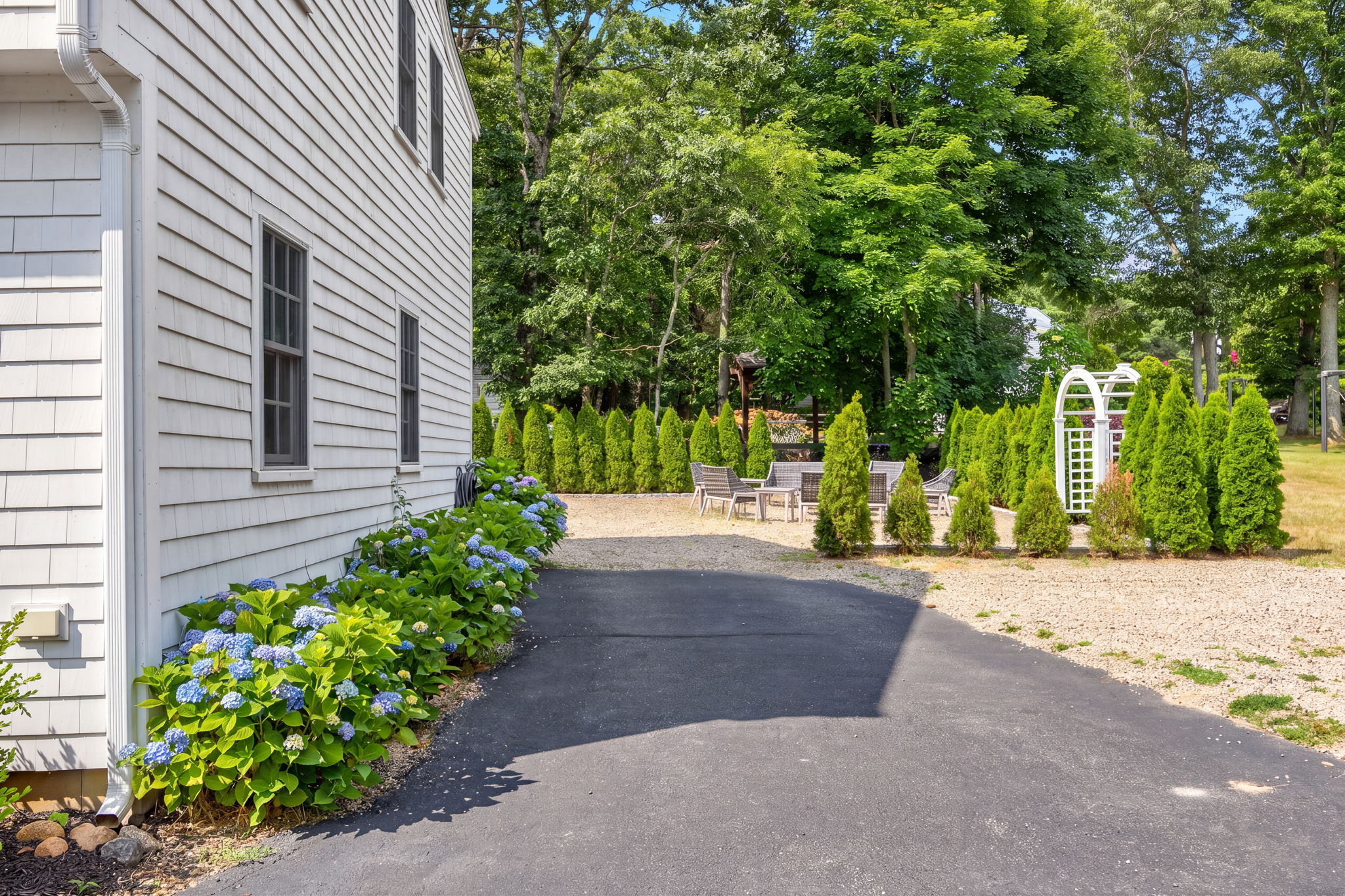  215 Route 6a, Dennis, MA, 02638 - 物件實景