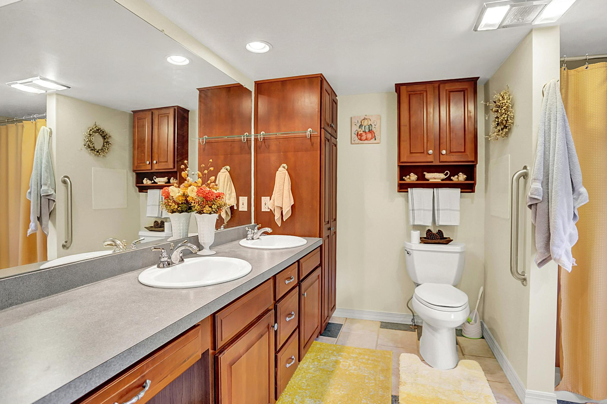 Thompsontown, Pennsylvania, 17094, United States, 4 Bedrooms Bedrooms, ,3 BathroomsBathrooms,Residential,For Sale,1981637