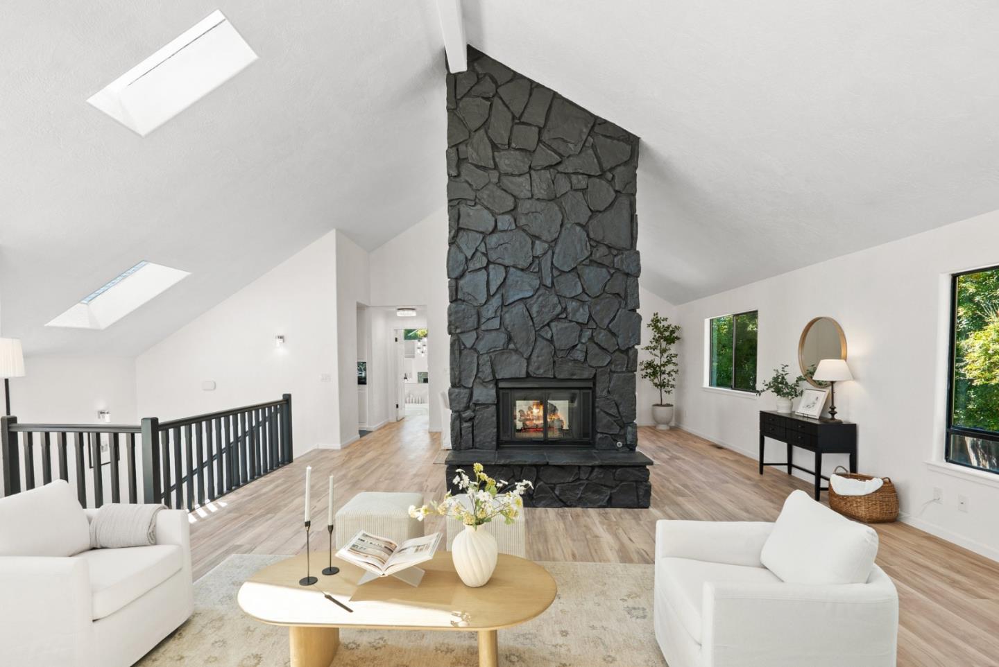 Aptos, California, 95003, United States, 5 Bedrooms Bedrooms, ,3 BathroomsBathrooms,Residential,For Sale,1895468