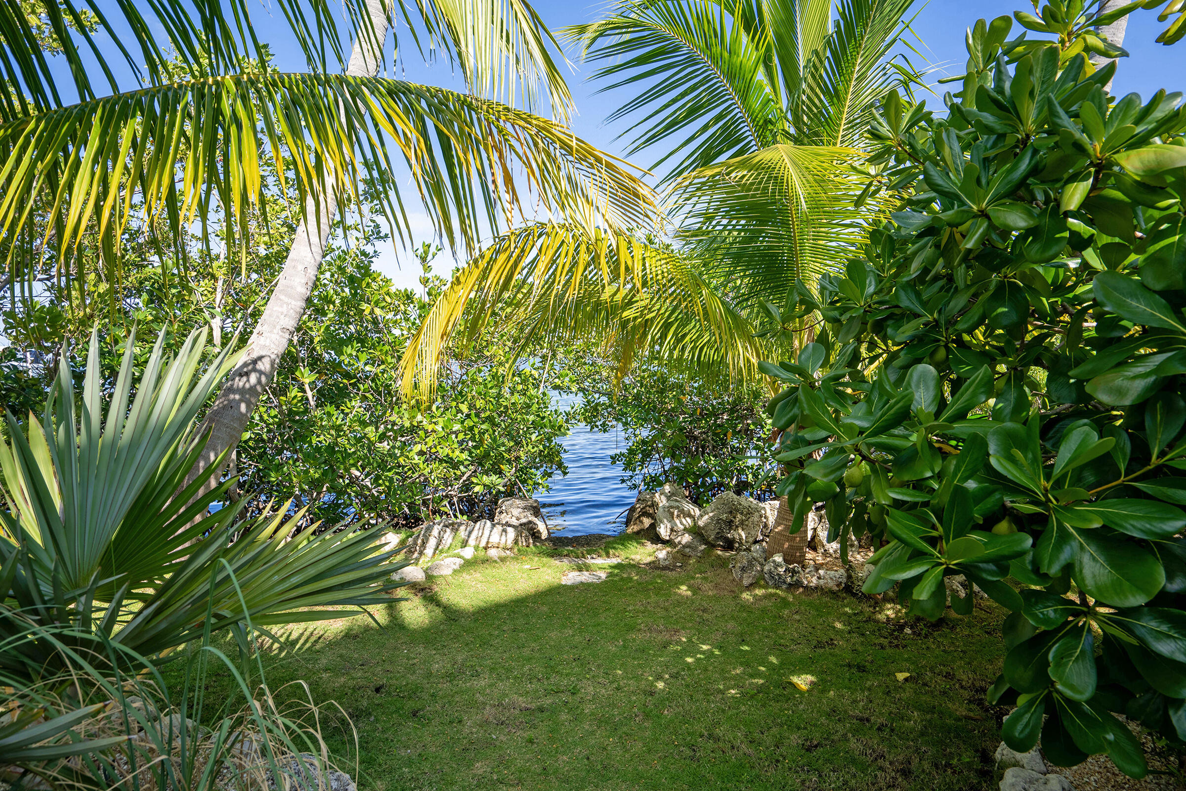 Islamorada, Florida, 33036, United States, 3 Bedrooms Bedrooms, ,3 BathroomsBathrooms,Residential,For Sale,1857577
