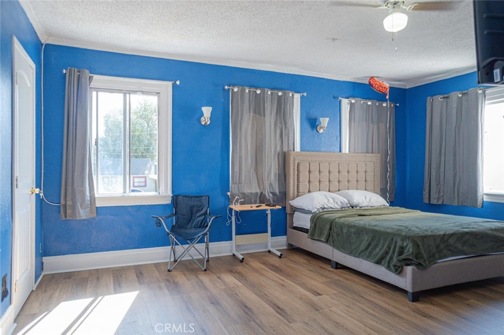 Los Angeles, California, 90061, United States, ,Residential,For Sale,1855356
