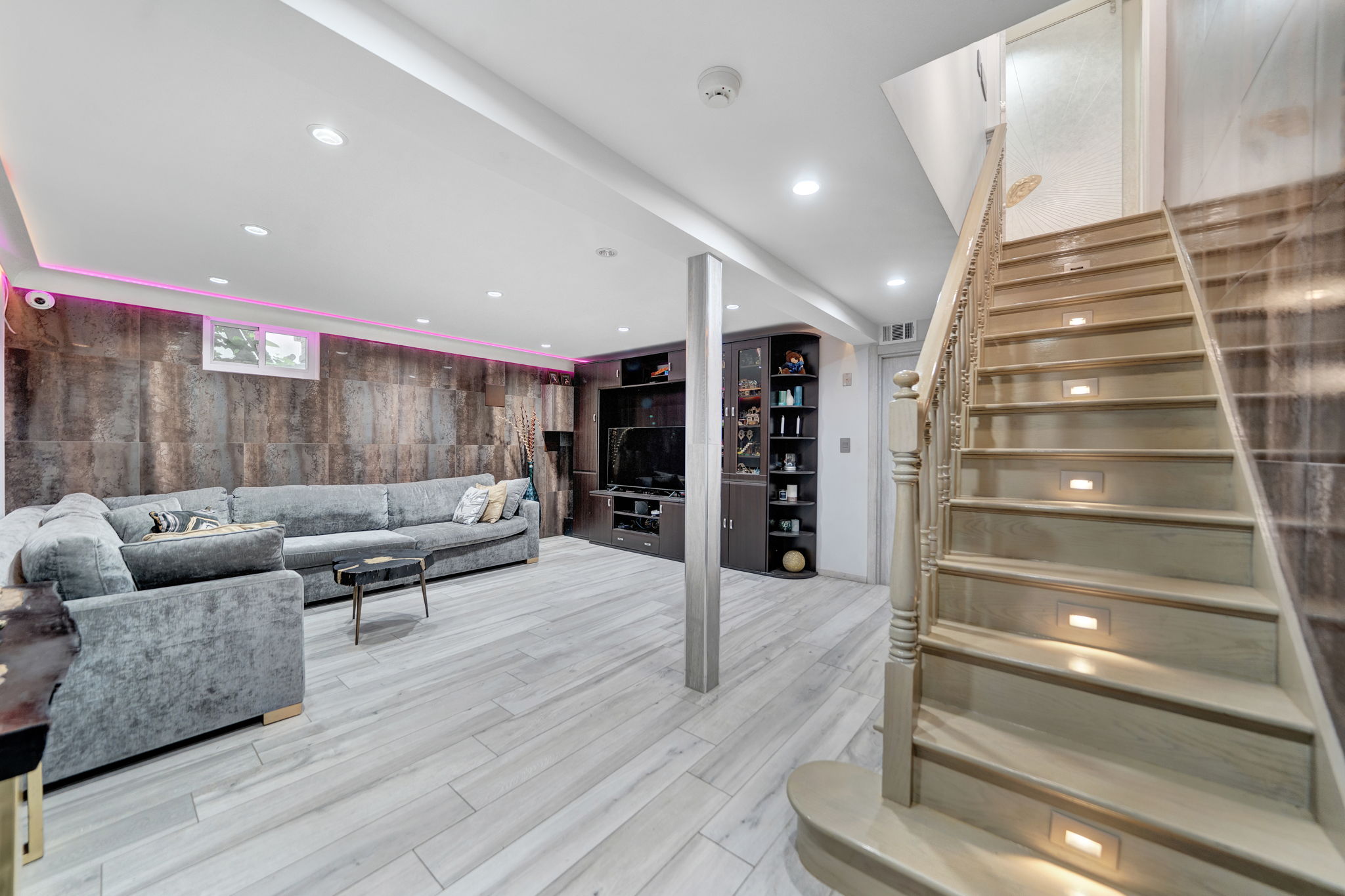  180-15 Aberdeen Road, Jamaica Estates, NY 11432 - 物件實景
