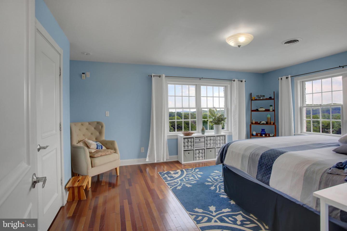 Big Pool, Maryland, 21711, United States, 5 Bedrooms Bedrooms, ,4 BathroomsBathrooms,Residential,For Sale,1897017