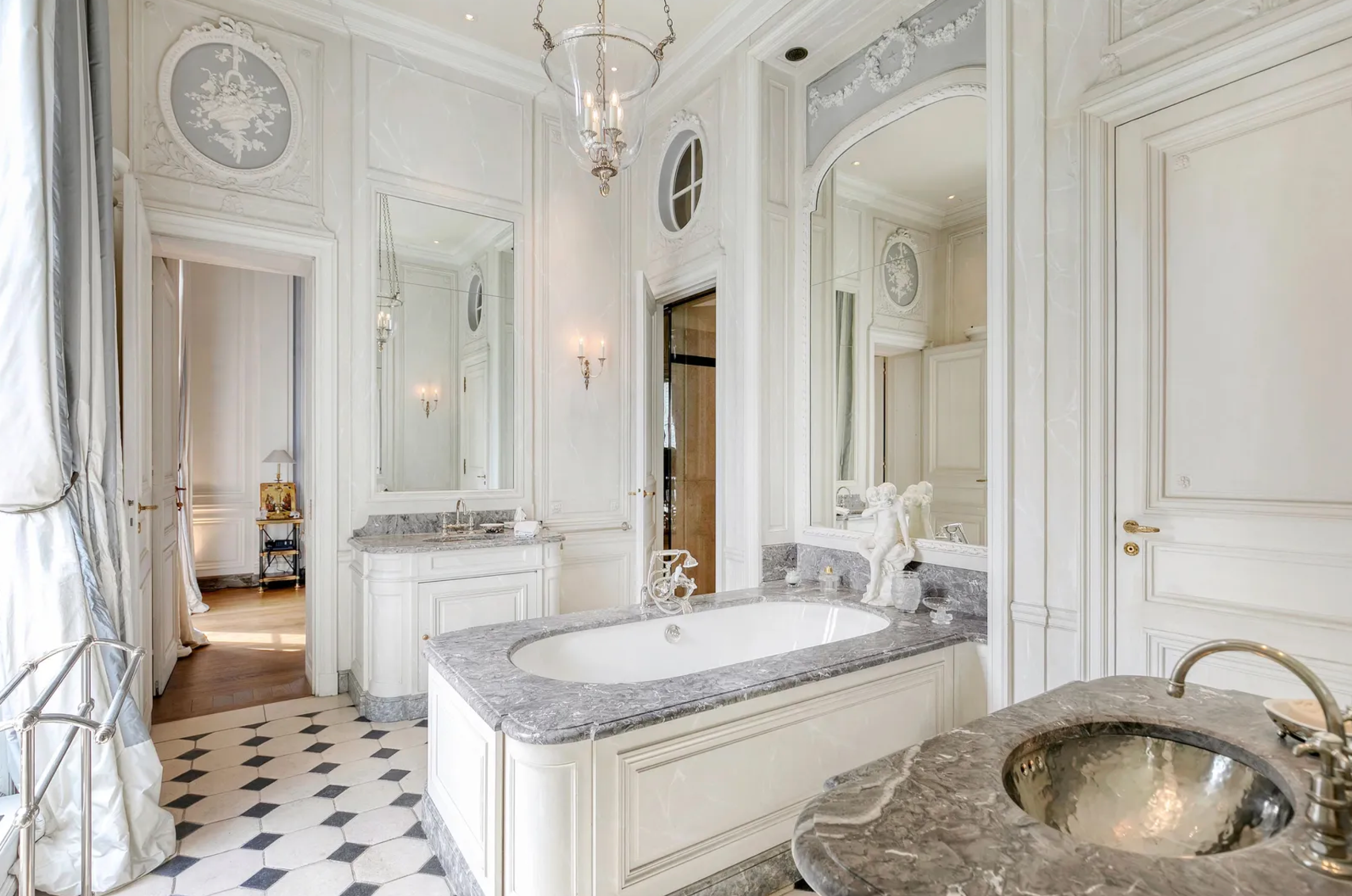  Exceptional reception apartment place des États-Unis - 物件實景