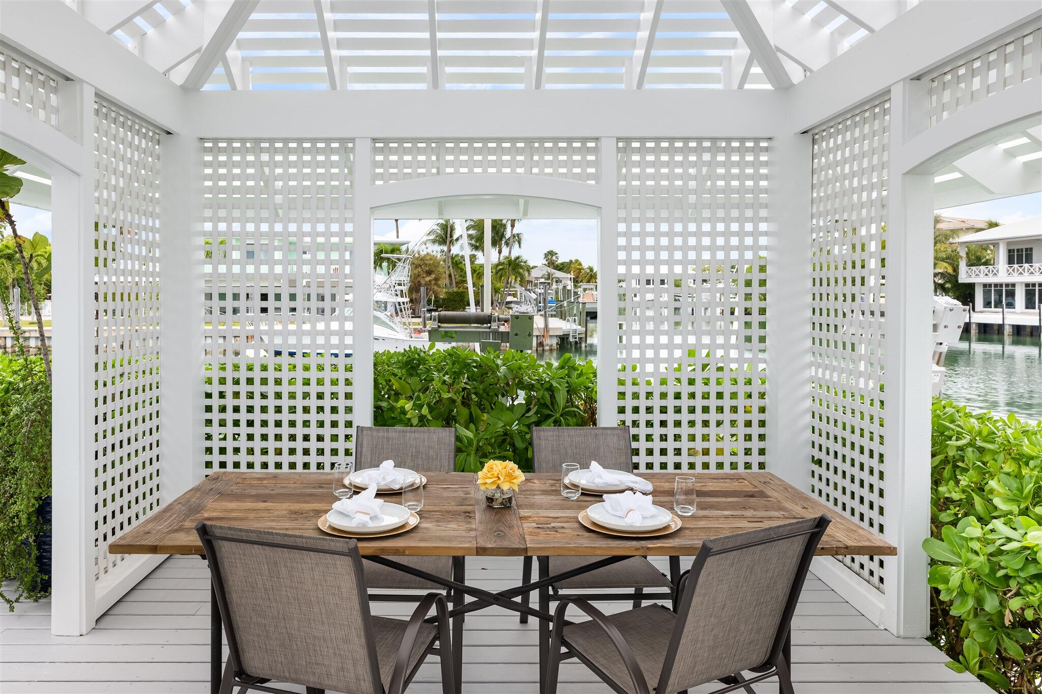 165 Bayview Drive, ISLAMORADA, Florida, 33036, United States, 6 Bedrooms Bedrooms, ,4 BathroomsBathrooms,Residential,For Sale,165 Bayview Drive,1676800