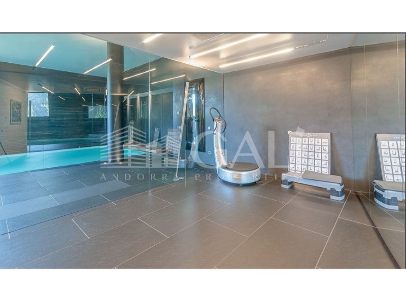 Sant Julià de Lòria, Andorra, AD, 6 Bedrooms Bedrooms, ,8 BathroomsBathrooms,Residential,For Sale,1448780