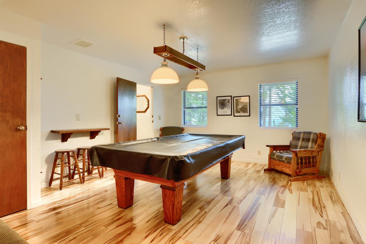 Yosemite, California, 95389, United States, 4 Bedrooms Bedrooms, ,2 BathroomsBathrooms,Residential,For Sale,1980100