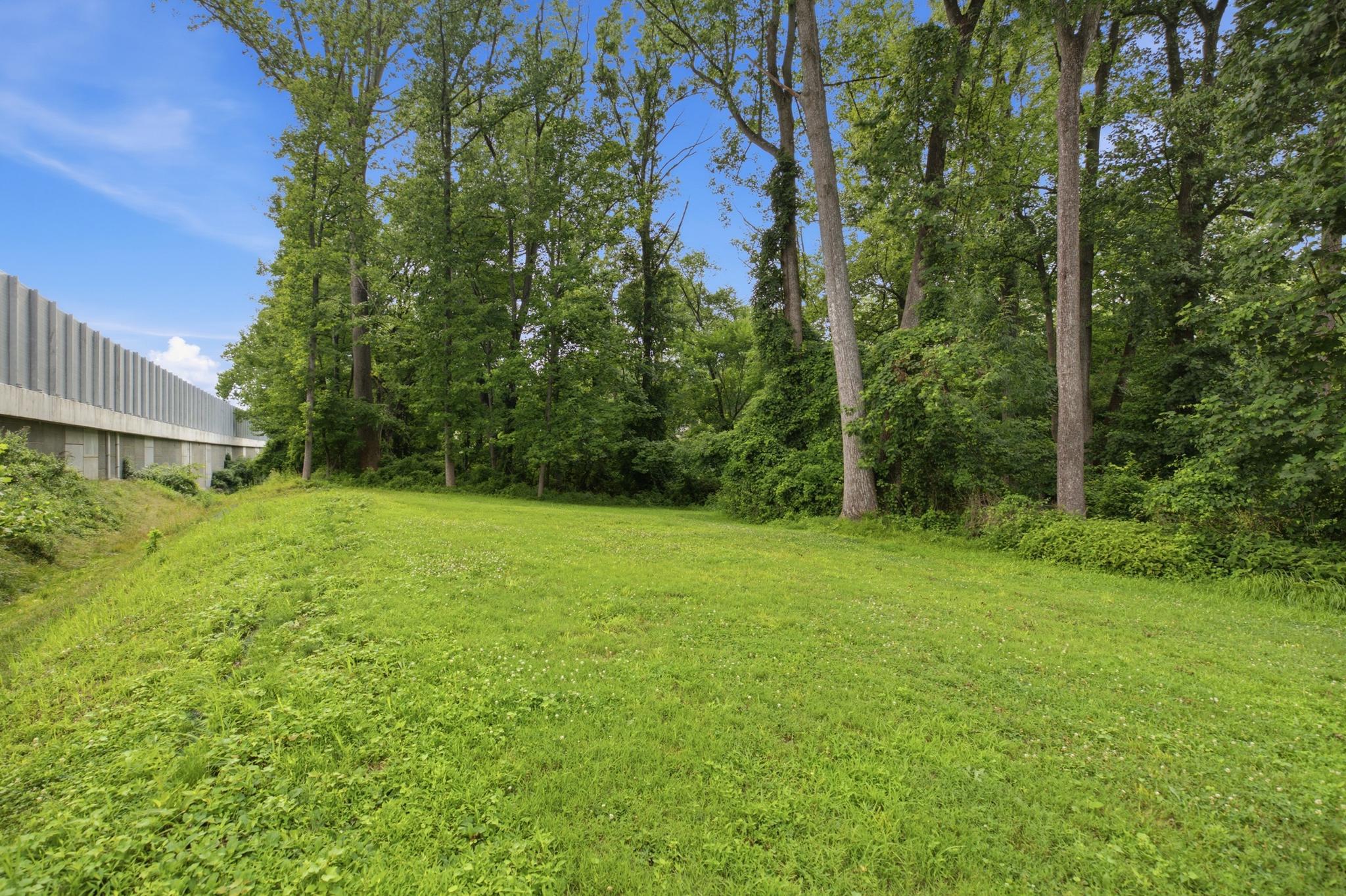  8419 Wesleyan Street, Vienna, VA, 22180 - 物件實景