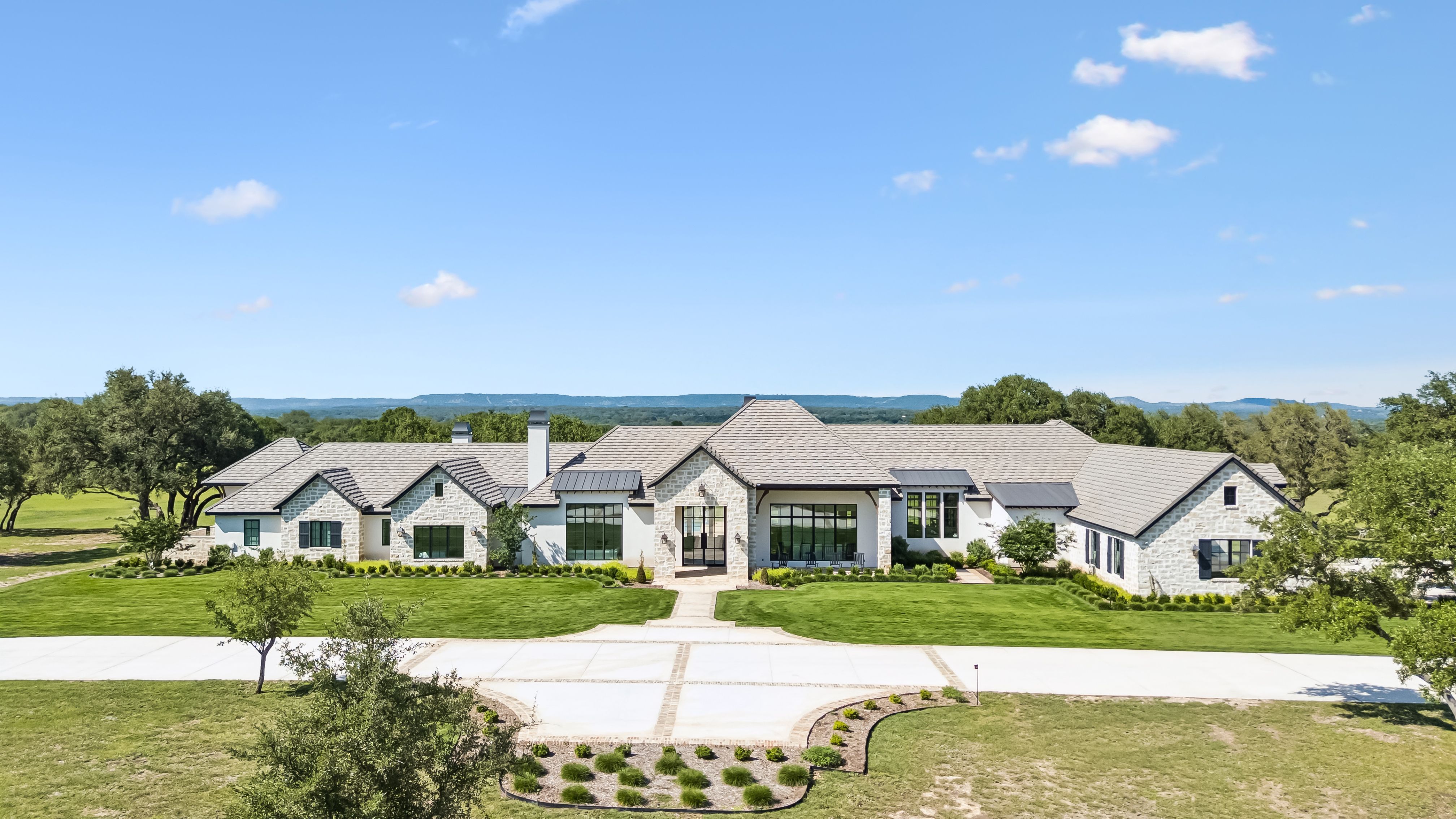  Rolling Oaks Ranch: The Pinnacle of Private Estate Living - 物件實景