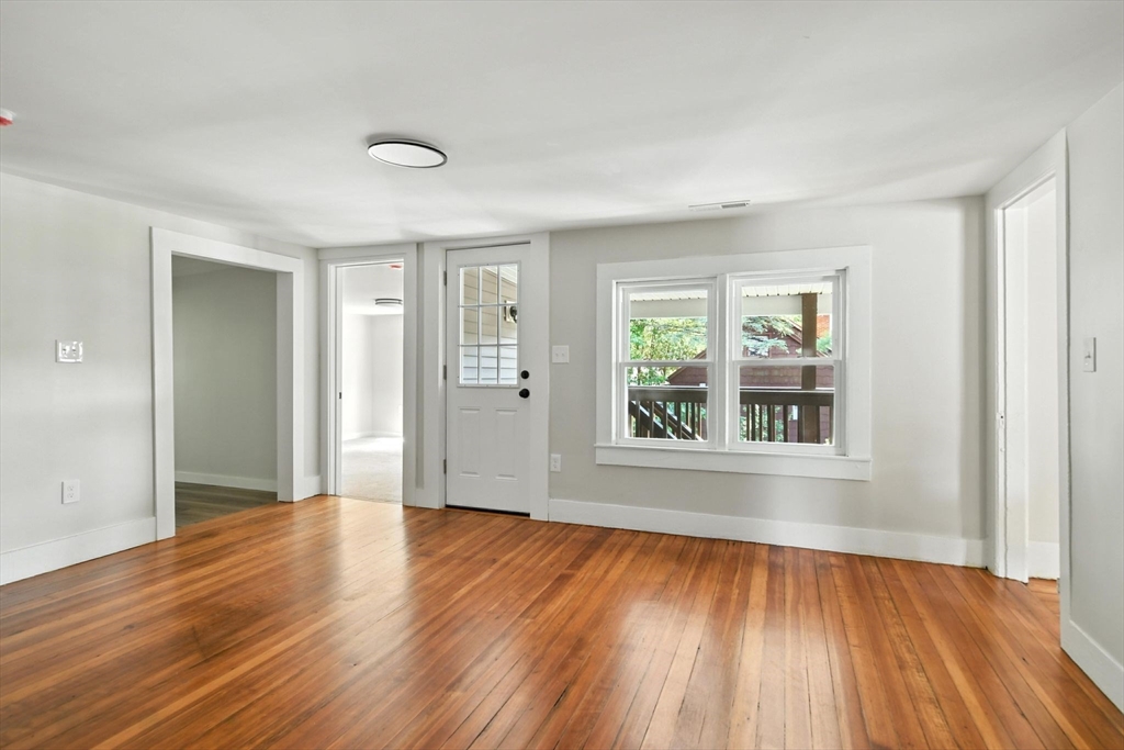 Agawam, Massachusetts, 01001, United States, 8 Bedrooms Bedrooms, ,3 BathroomsBathrooms,Residential,For Sale,1918725