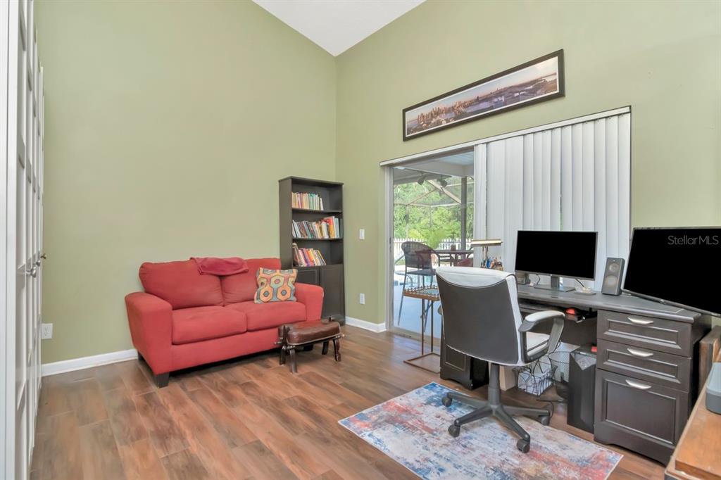 Tampa, Florida, 33635, United States, 4 Bedrooms Bedrooms, ,2 BathroomsBathrooms,Residential,For Sale,1907600